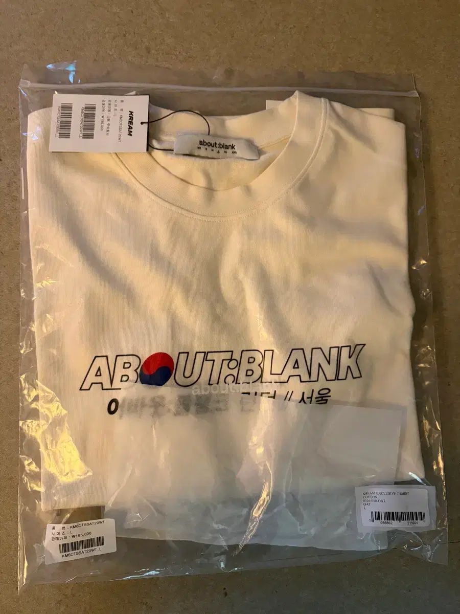 KREAM 単独 / About:Blank アバウトブランク 半袖T