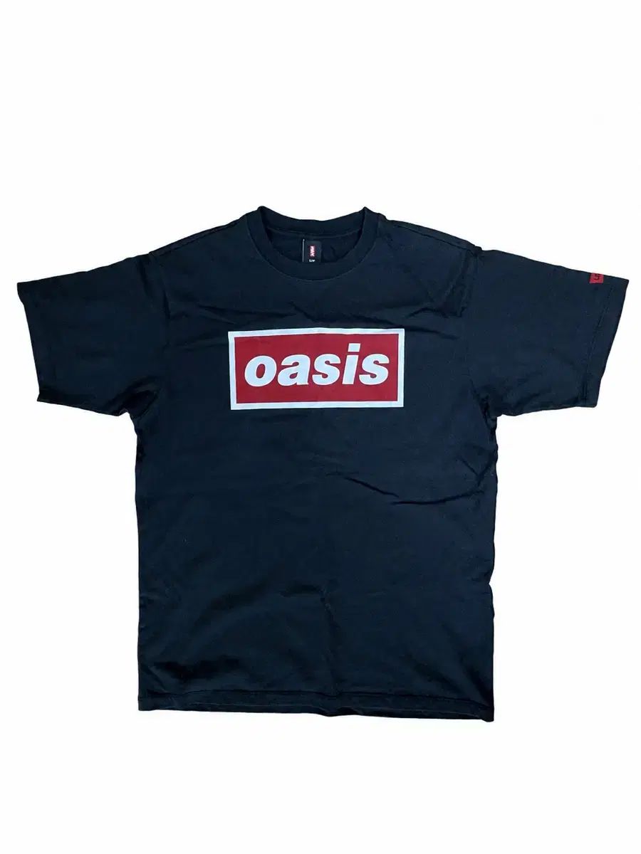 リーバイス×オアシス デカ ロゴ Tシャツ ブラック