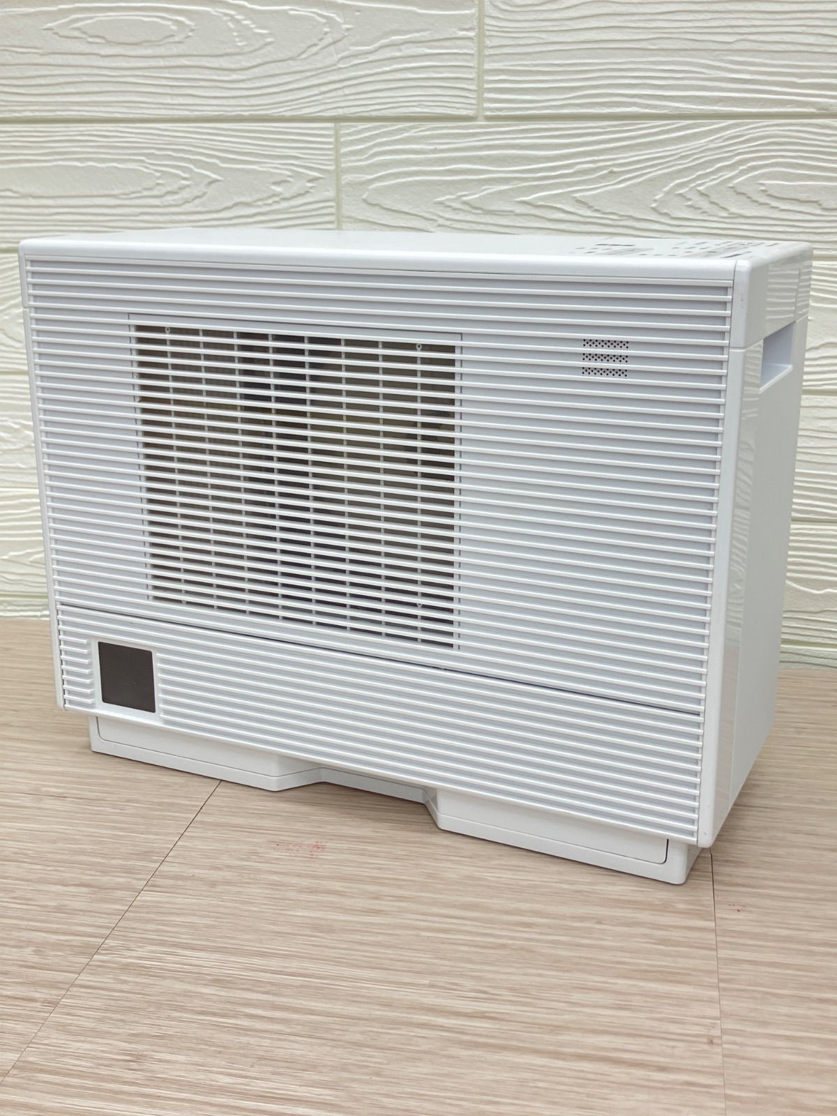 美品】Panasonic パナソニック 衣類乾燥除湿機 F-YZVXJ60-W ナノイーX 