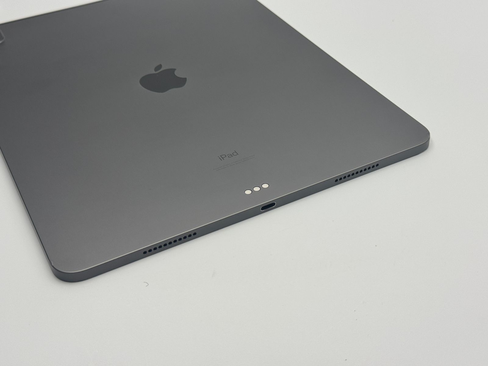 iPad Pro 12.9 第5世代 256GB 中古C スペースグレイ - メルカリ