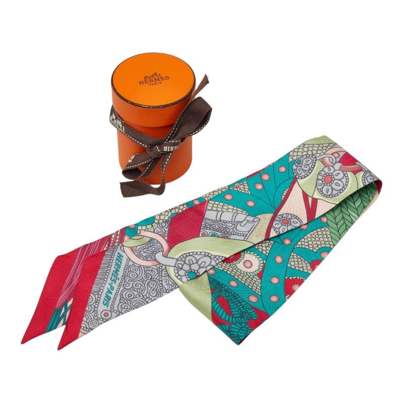 HERMES ツイリー 高官の鞍 スカーフ エルメス ツイリー SELLE DE DIGNITAIRE 高官の鞍 スカーフ マルチ