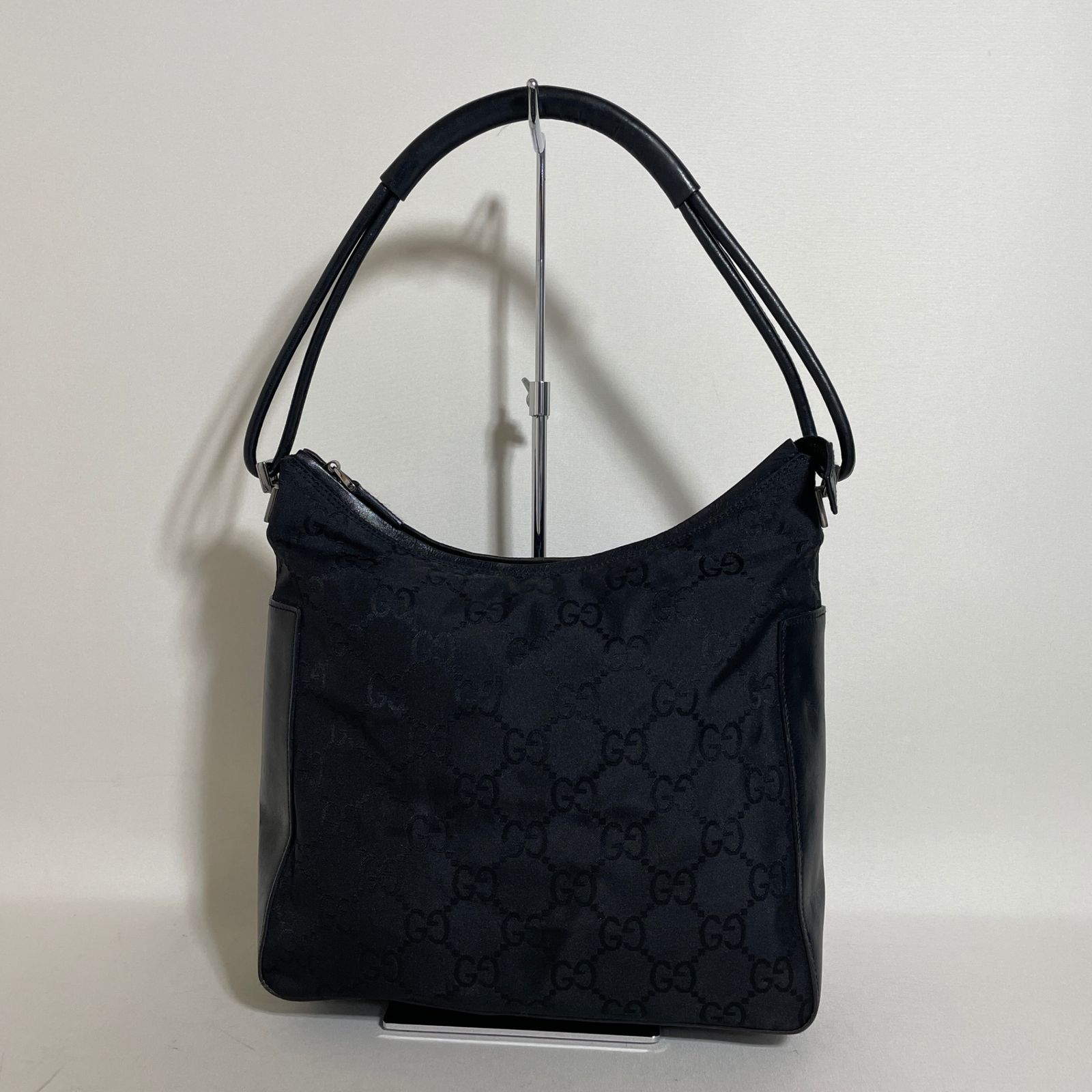 2605-33｜グッチ GGナイロン ワンショルダーバッグ ブラック