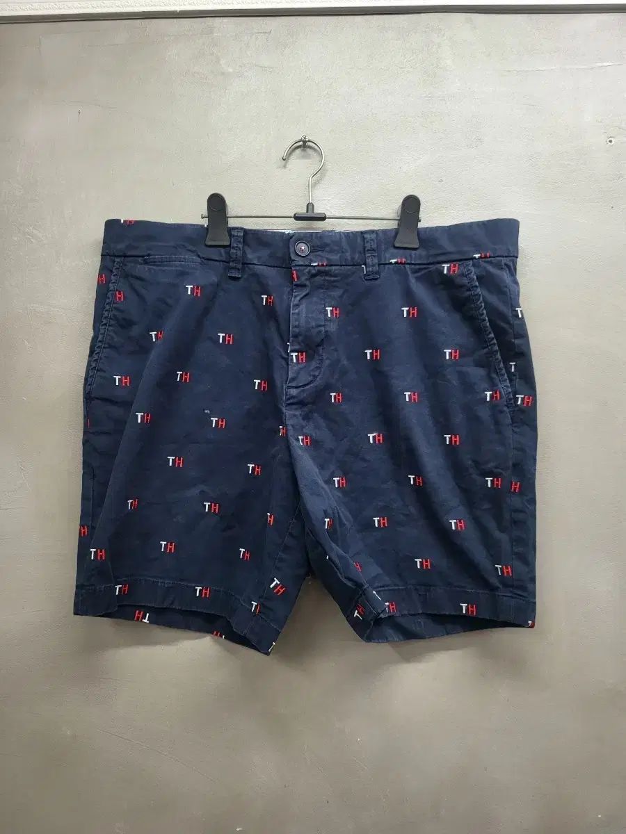 トミーヒルフィガー TH パータン ハーフパンツ ネイビー35