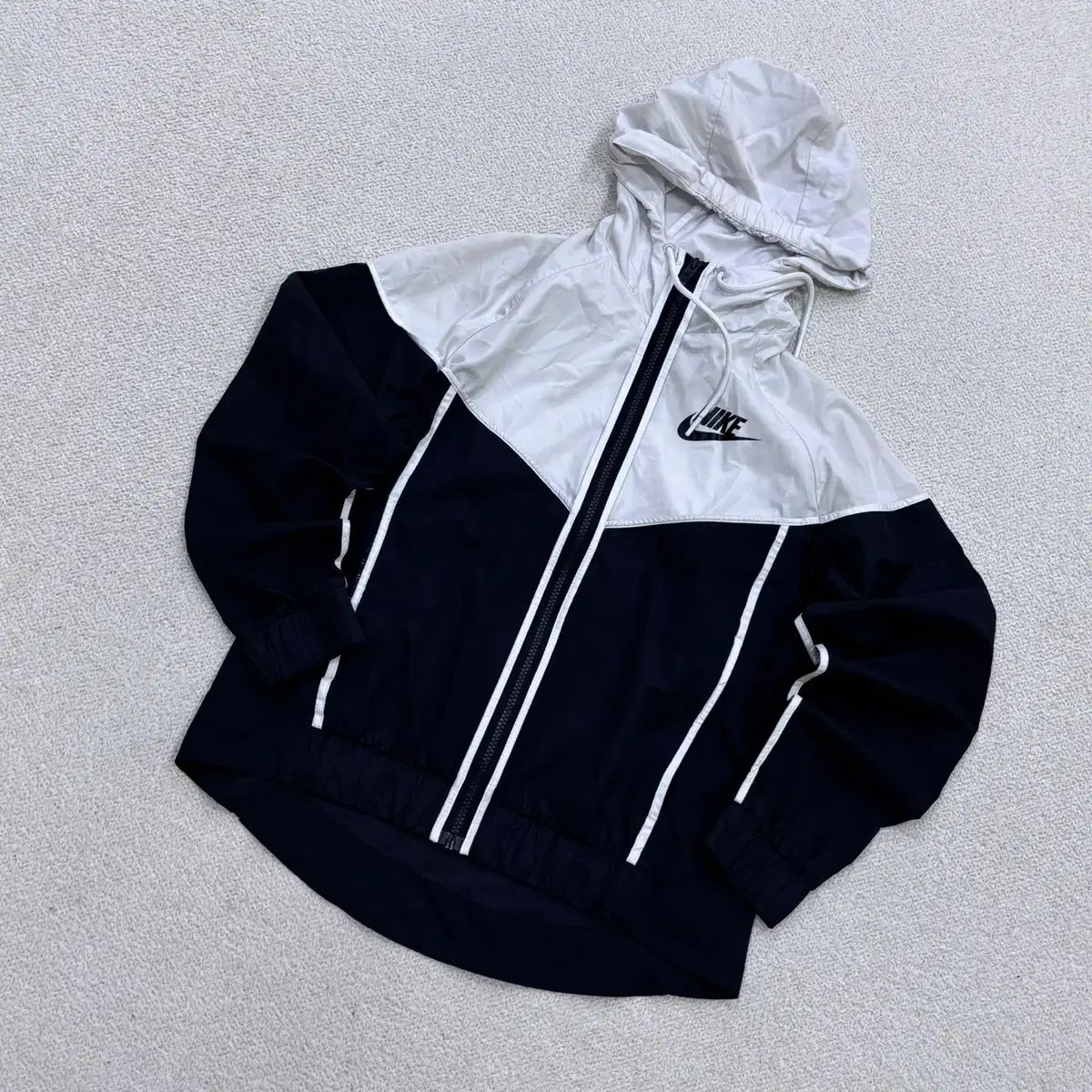 M NIKE レディース ウィンドランナー ウィンドブレーカー ジャケット 0519E