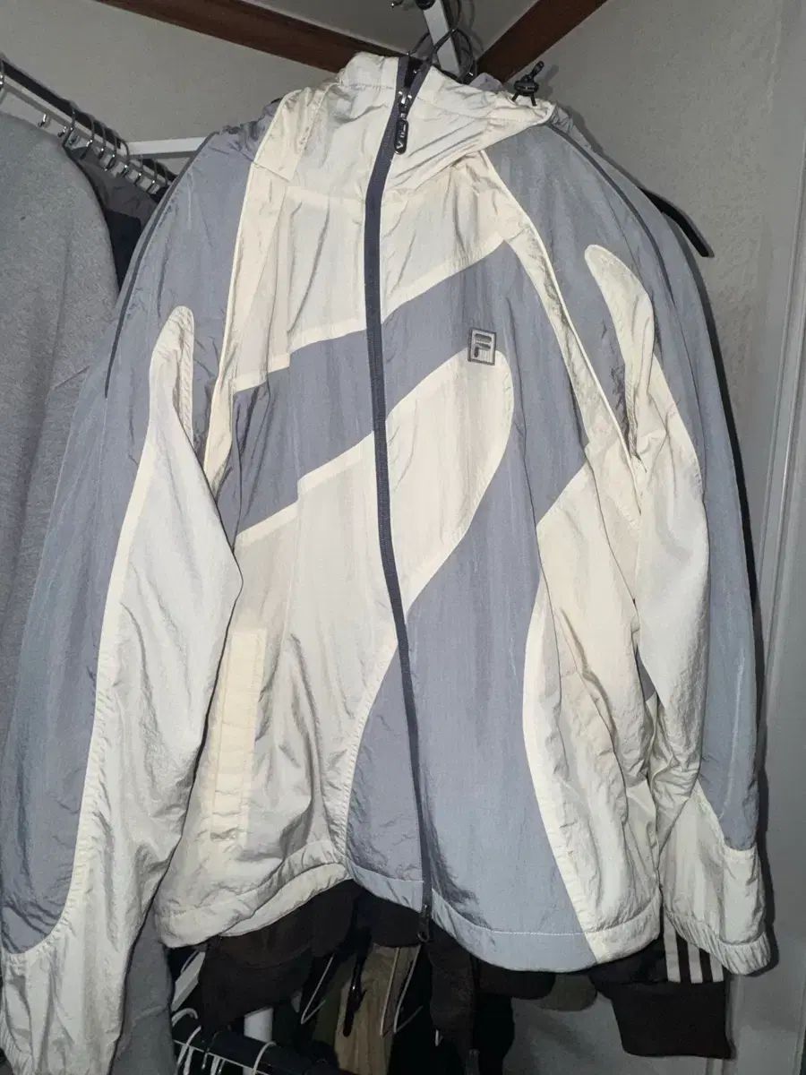 FILA フィラ ウィンドブレーカー M 95