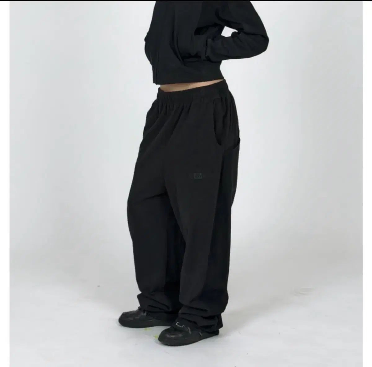 プラスチックプロダクト Mpa contrast comfort pants スウェットパンツ