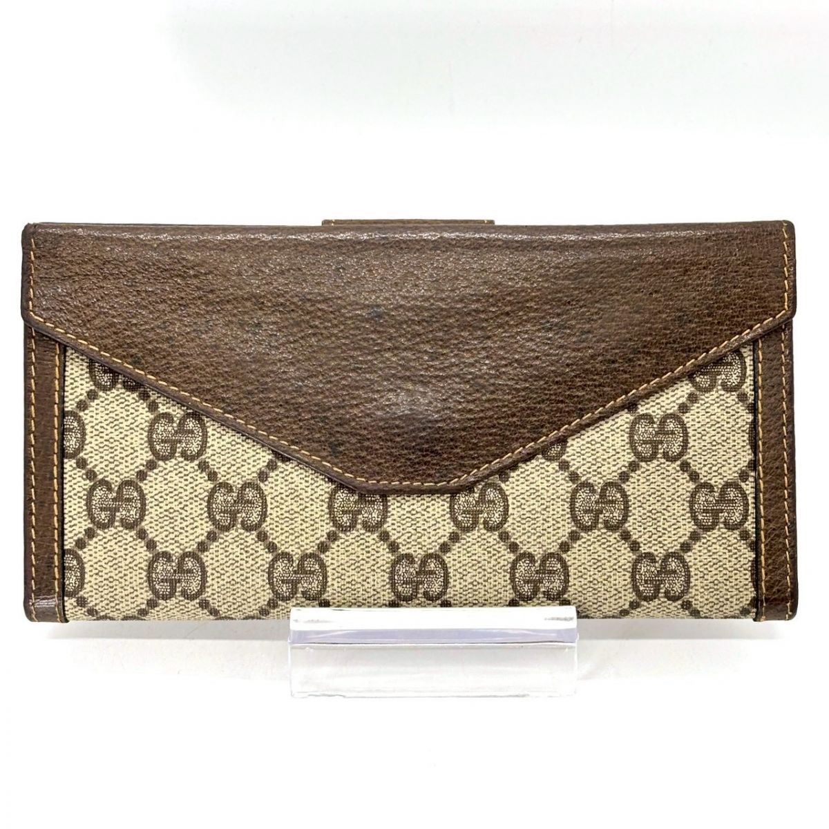 渋みで魅せる余白】 GUCCI 長財布 GGスプリーム インターロッキング W 