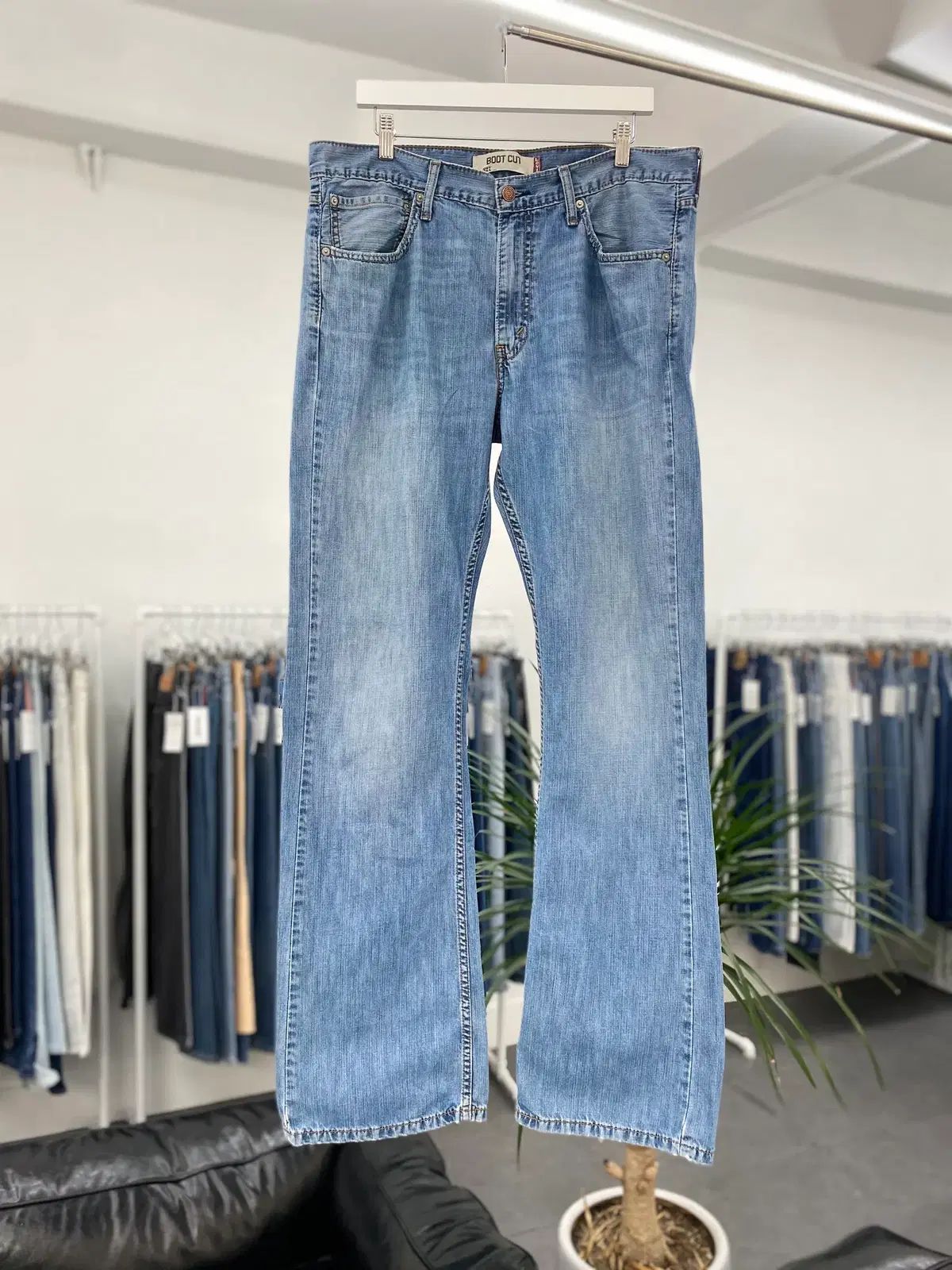 Levis527 ブーツカット 00s 36サイズ a5172