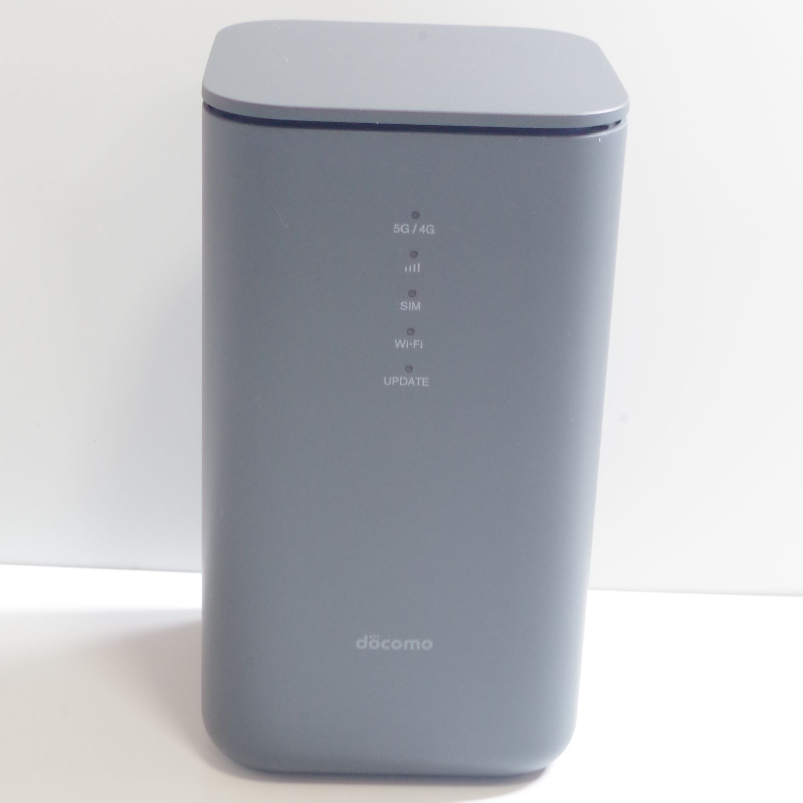 HR02 NTTドコモ home 5G ルーター 本体のみ 美品 - メルカリ