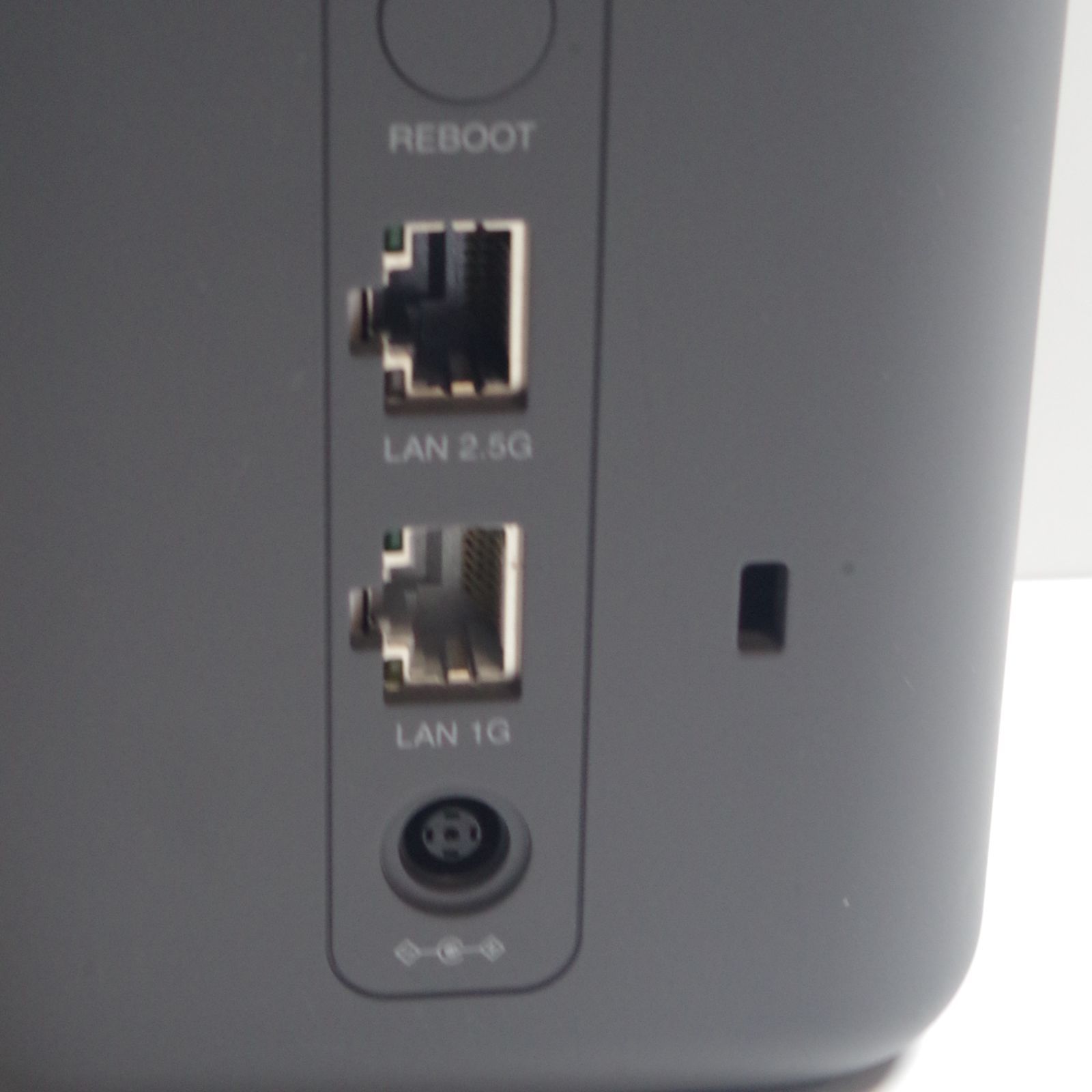 A6449 NTT ドコモ HR02 home 5G ルーター Wi-Fi 本体のみ - メルカリ