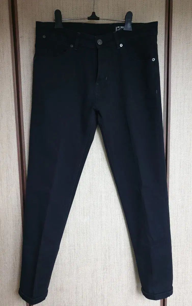 PT TORINO ブラックデニムパンツ 32 未使用