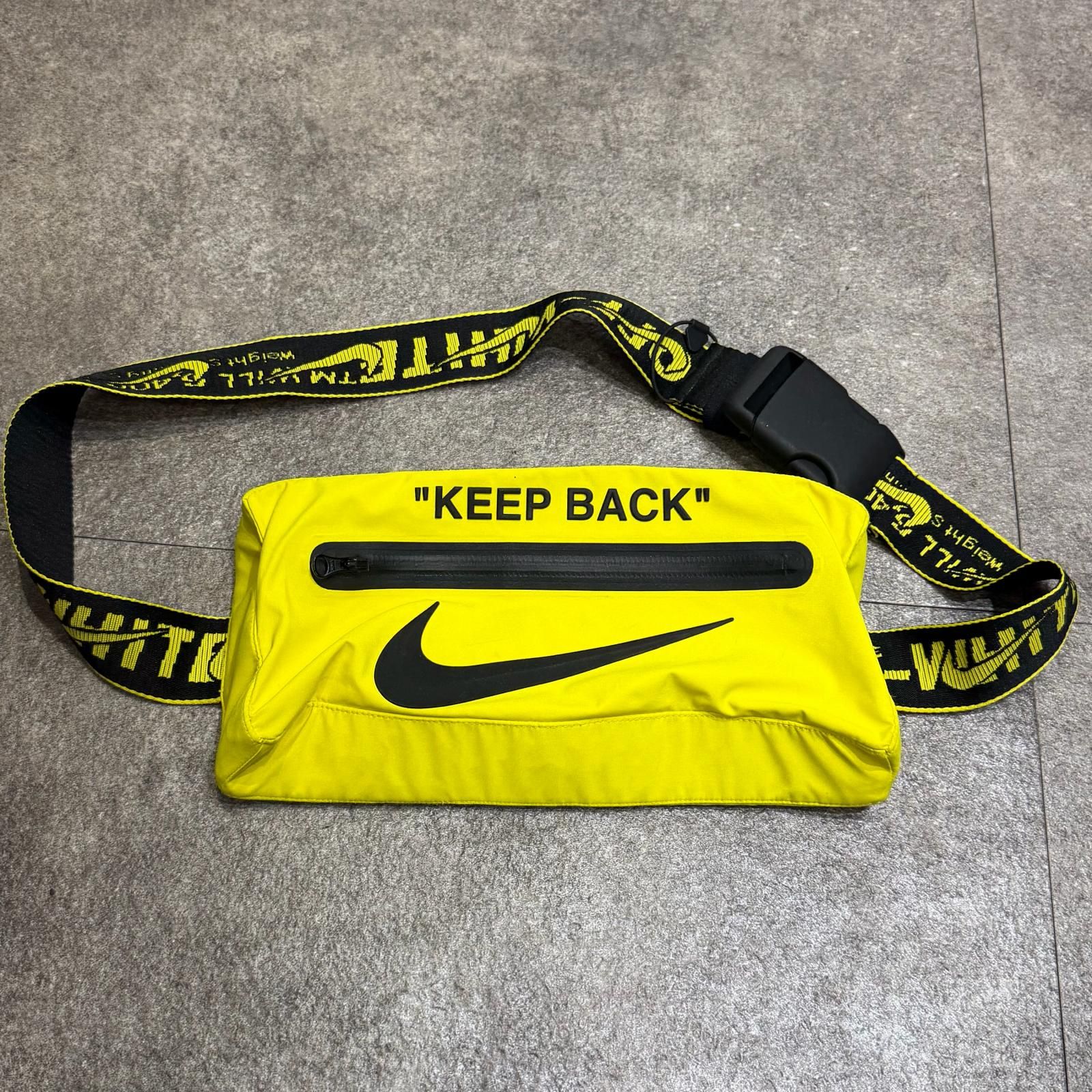 OFF-WHITE × NIKE KEEP BACK ショルダーバッグ オフホワイト × ナイキ 