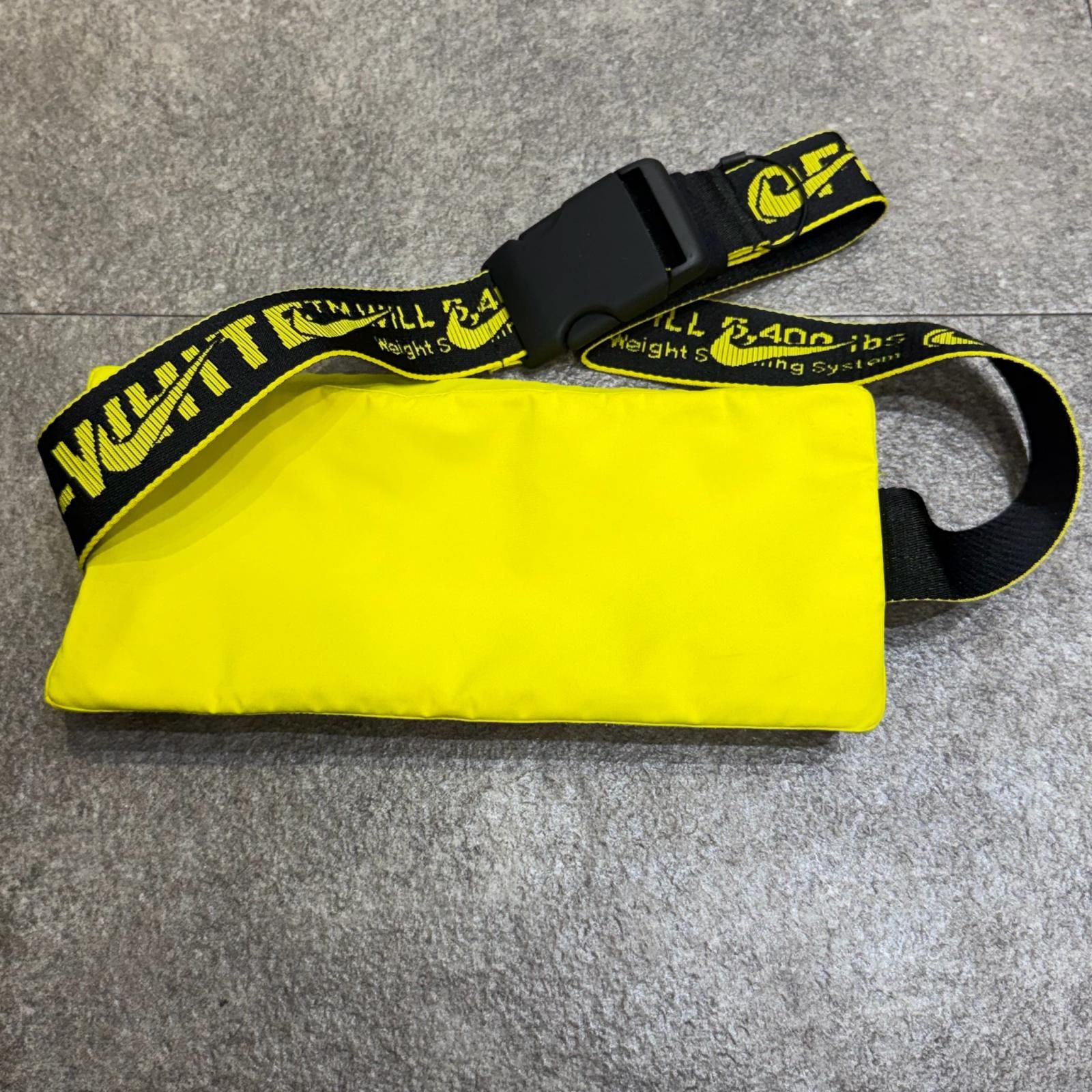 OFF-WHITE × NIKE KEEP BACK ショルダーバッグ オフホワイト × ナイキ 