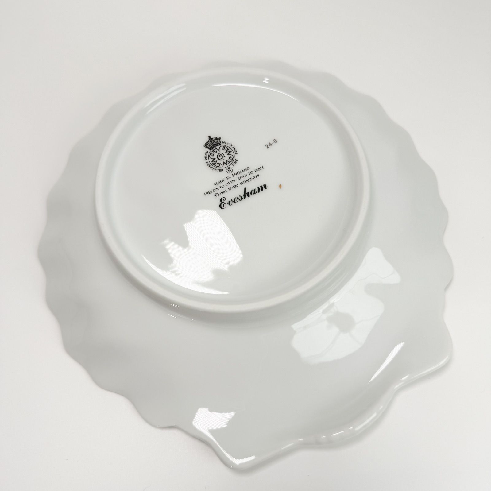 ロイヤルウースター　楕円お皿・ハーブス　鍋・イブシャム Royal Worcester ロイヤルウースター Evesham イヴシャム パイ皿 貝殻