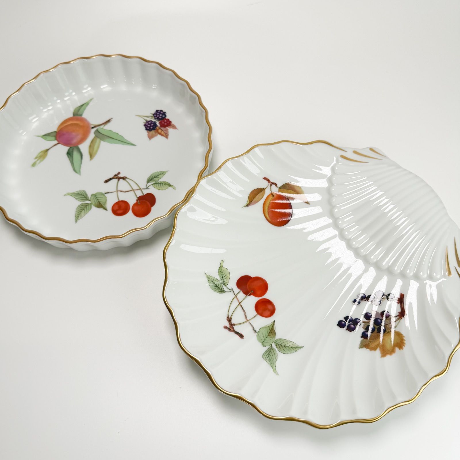 ロイヤルウースター　楕円お皿・ハーブス　鍋・イブシャム Royal Worcester ロイヤルウースター Evesham イヴシャム パイ皿 貝殻