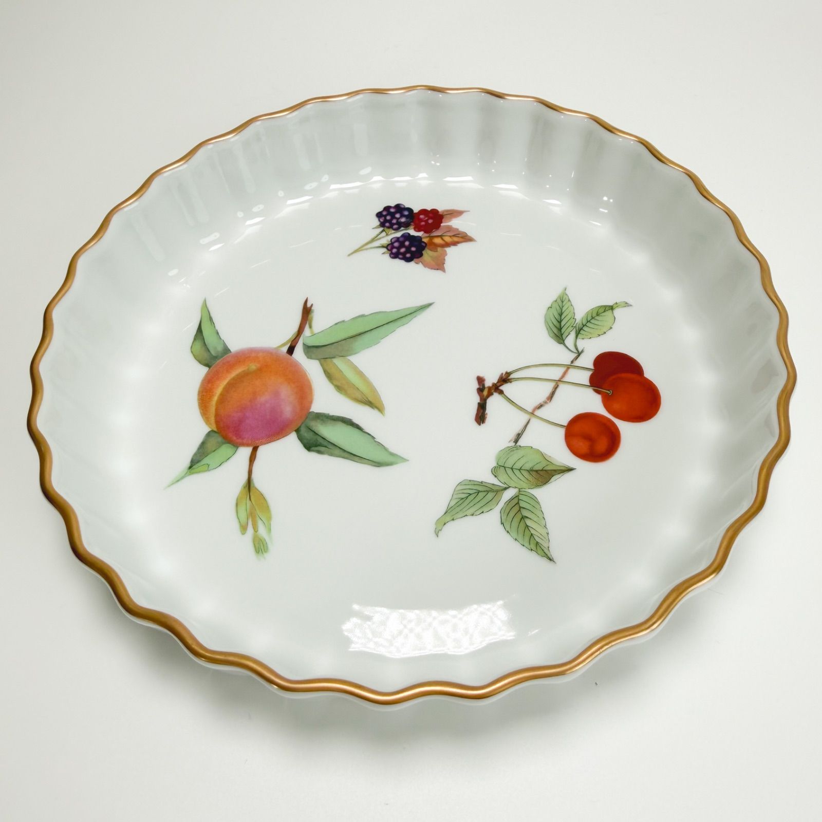 ロイヤルウースター　楕円お皿・ハーブス　鍋・イブシャム Royal Worcester ロイヤルウースター Evesham イヴシャム パイ皿 貝殻