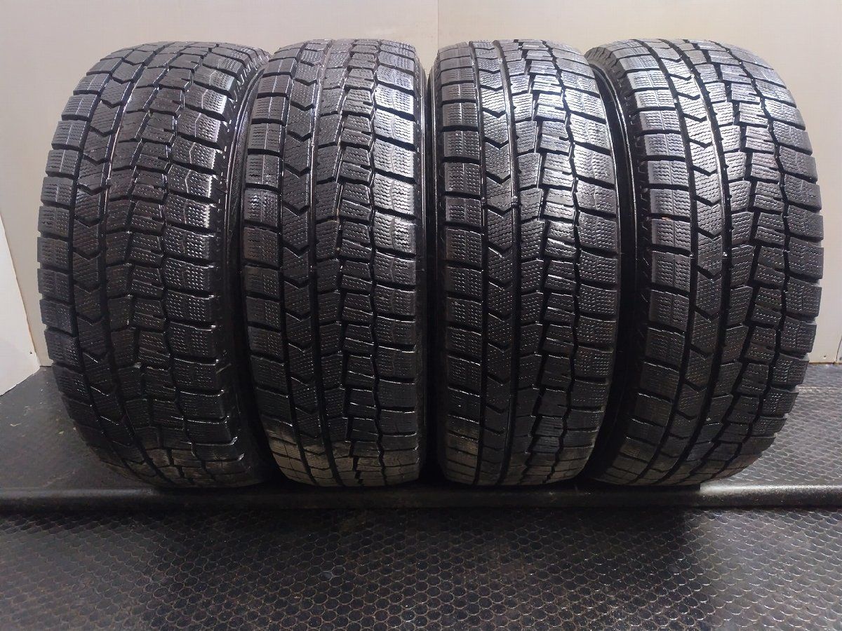 DUNLOP WINTER MAXX WM02 205/60R16 16インチ スタッドレス 4本 23年製 バリ溝 ステップワゴン プレマシー ビアンテ ジューク等　(KTH549)