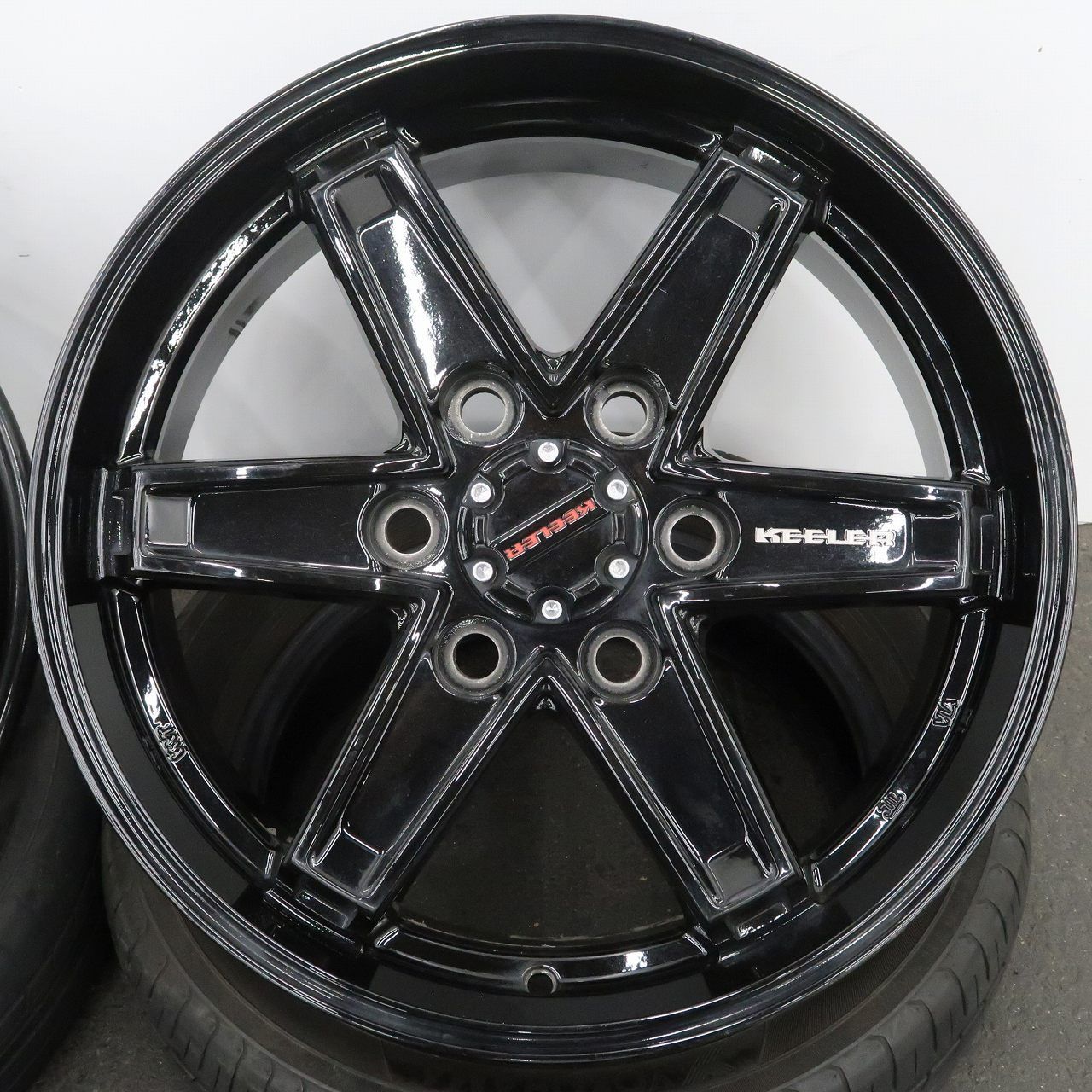 ランドクルーザー 250 300 LX 600 700h 4本 KEELER TACTICS 18インチ