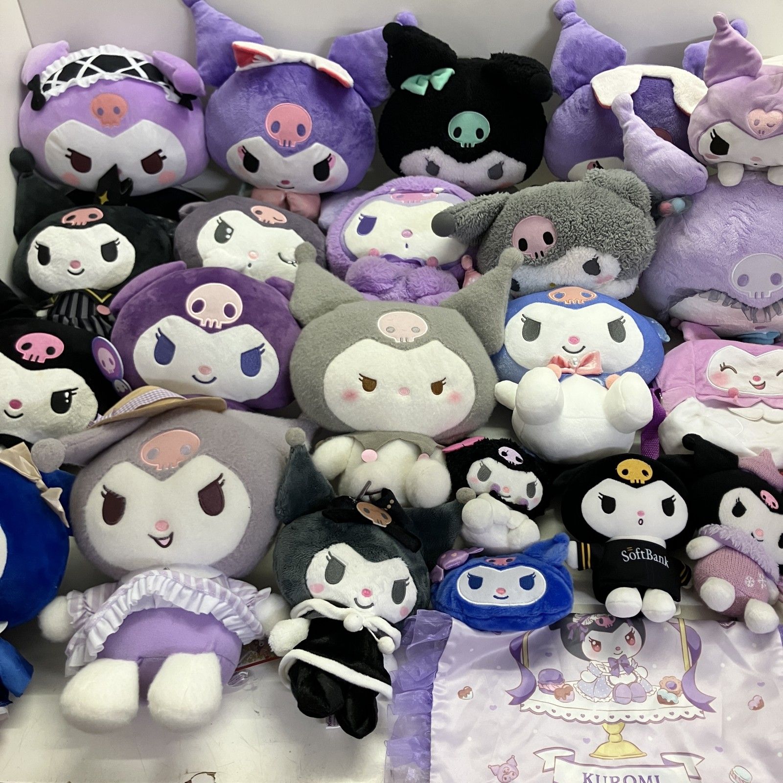 ◆ Sanrio サンリオ 25点 まとめ商品 クロミ ぬいぐるみ 雑貨など クロミちゃん 現状品
