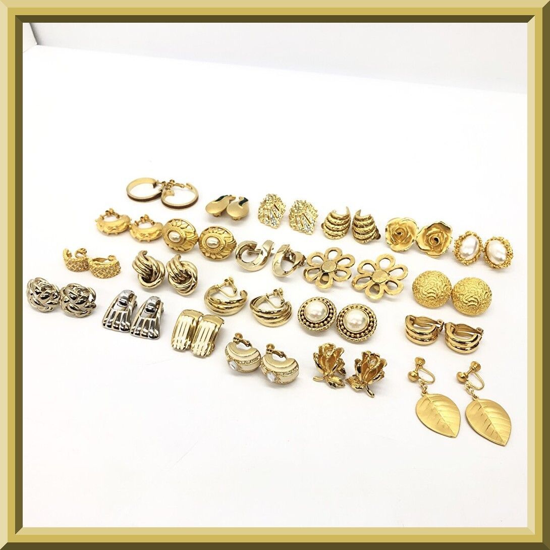 【美品含む】 イヤリング 大量おまとめ まとめ売り ゴールド系 ゴージャス 大ぶり レディースアクセサリー パーティー 結婚式 着物 アクセサリー ファッション小物 A60