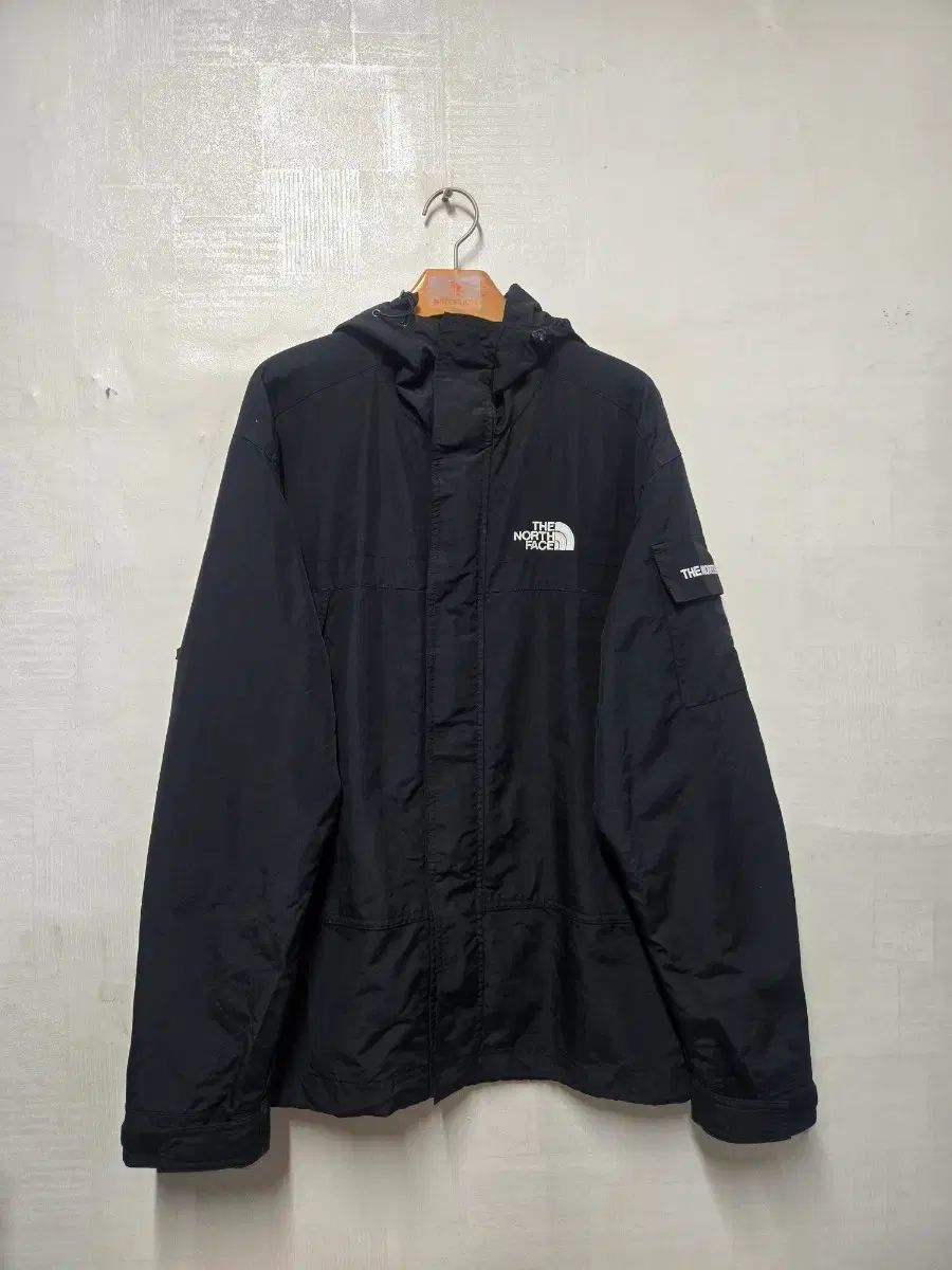 THE NORTH FACE ザノースフェイス ブラック ウィンドブレーカー フード ジャケット 95