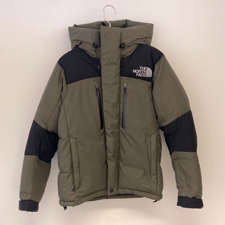 未使用級美品　ザノースフェイス バルトロライトダウン　ニュートープ　カーキ　L THE NORTH FACE（ザ・ノースフェイス） バルトロライト ニュートープ