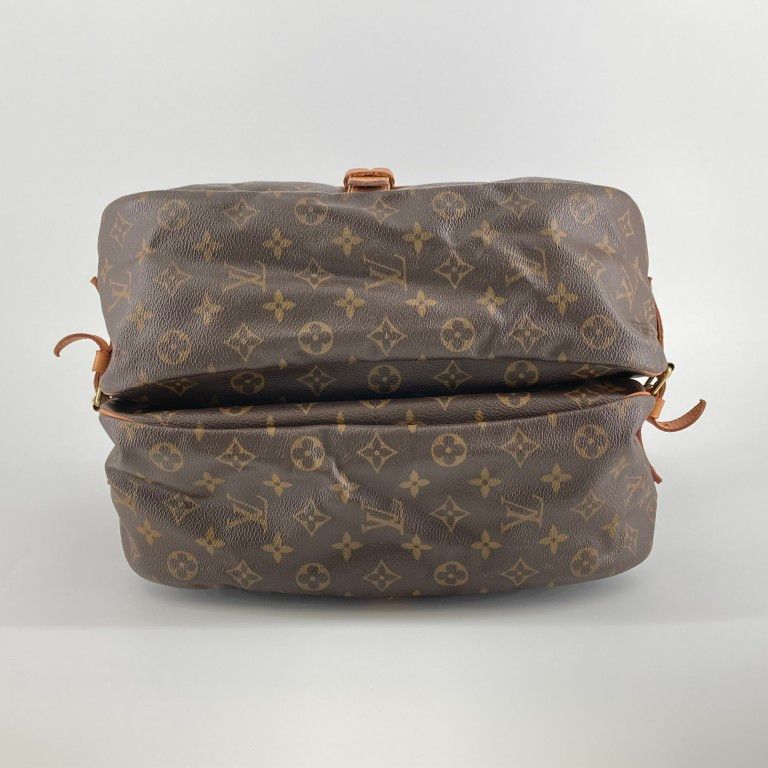 LOUIS VUITTON（ルイ・ヴィトン） ソミュール 35 M42254 ショルダー