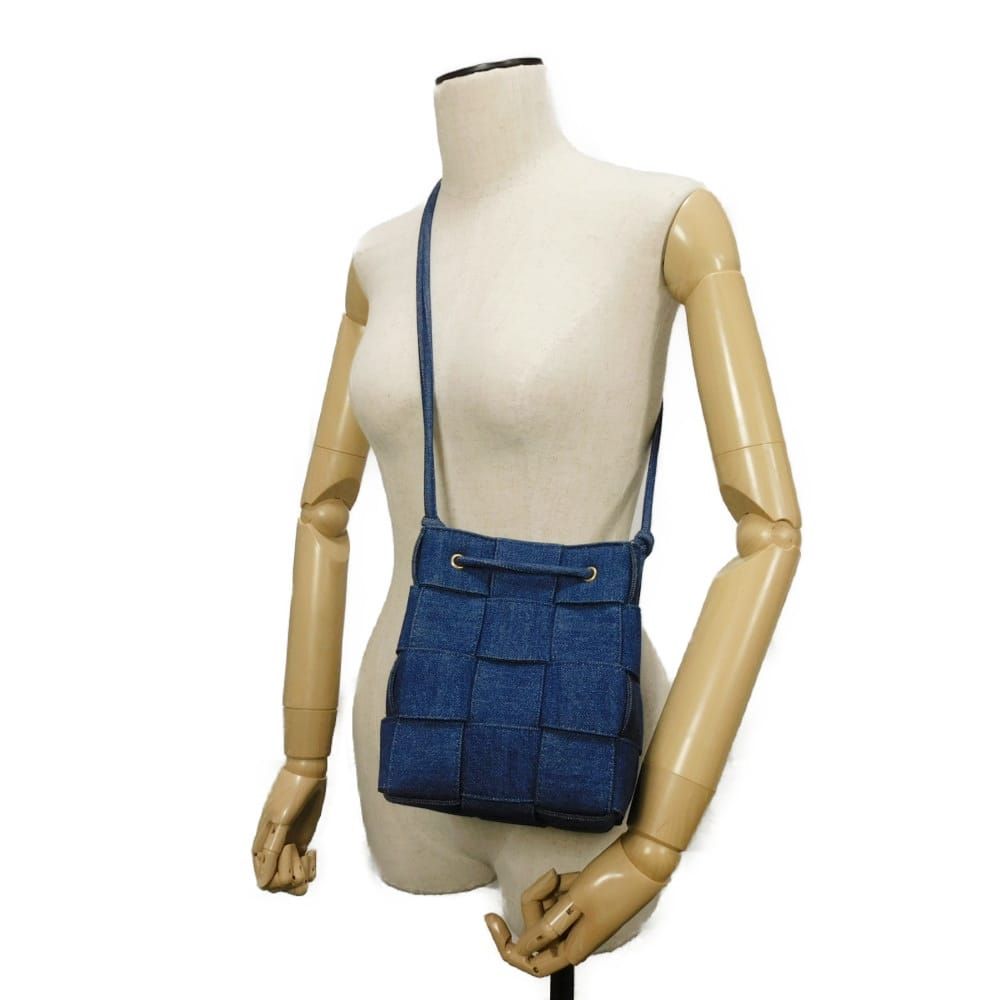 BOTTEGAVENETA ボッテガヴェネタ カセット スモール バケットバッグ