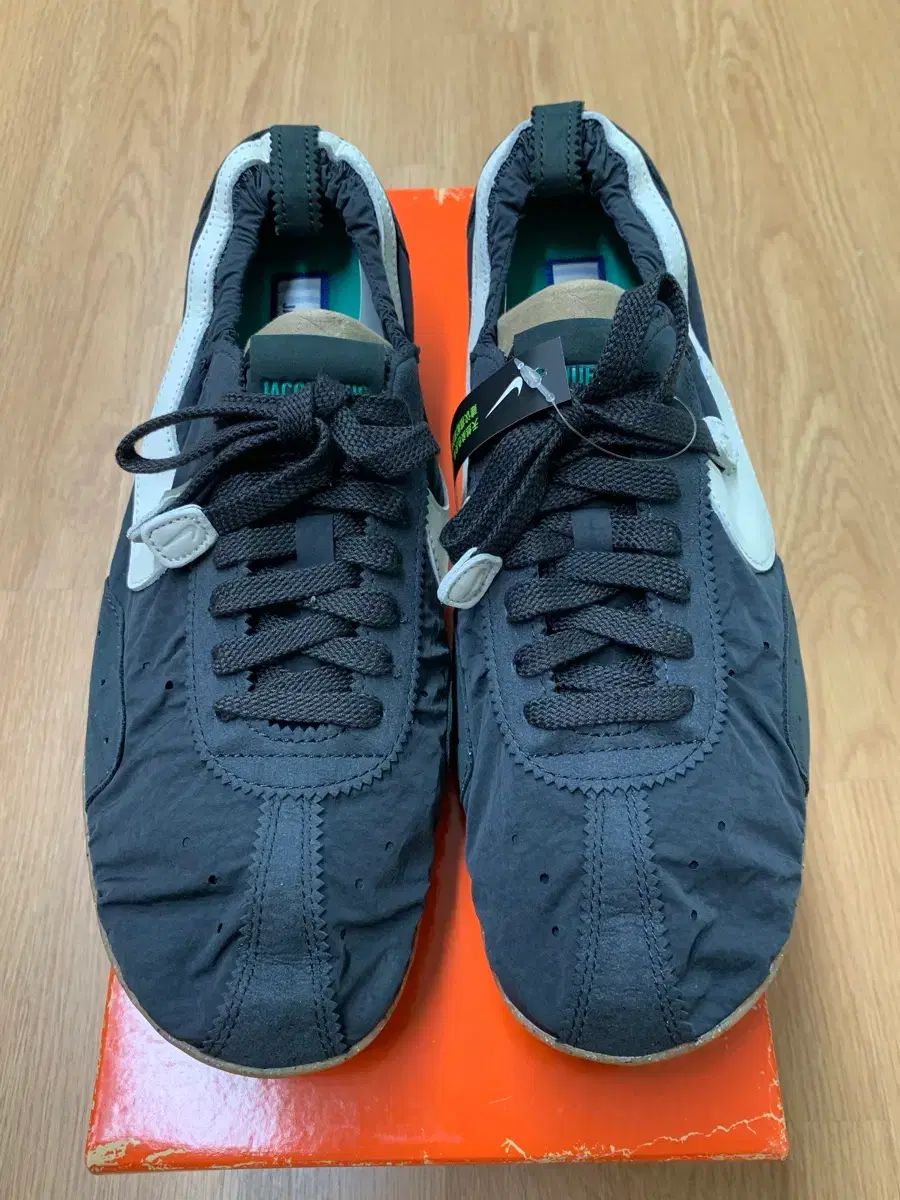 (新品) NIKE x JACQUEMUS ムーンシュー ブラック 285
