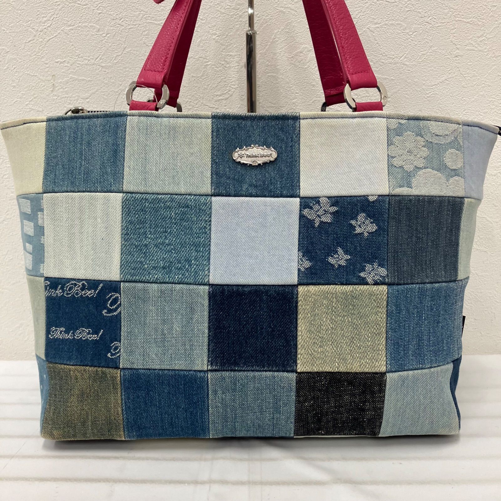 Y2751　Think Bee!　シンクビー！　ジーンズメモリー76　トートバッグ　ハンドバッグ　ピンク　デニム　ジーンズ　パッチワーク　岡山デニム　岡山ジーンズ　レディース　フラワーモチーフ　コサージュ　シンプル　きれいめ　上品