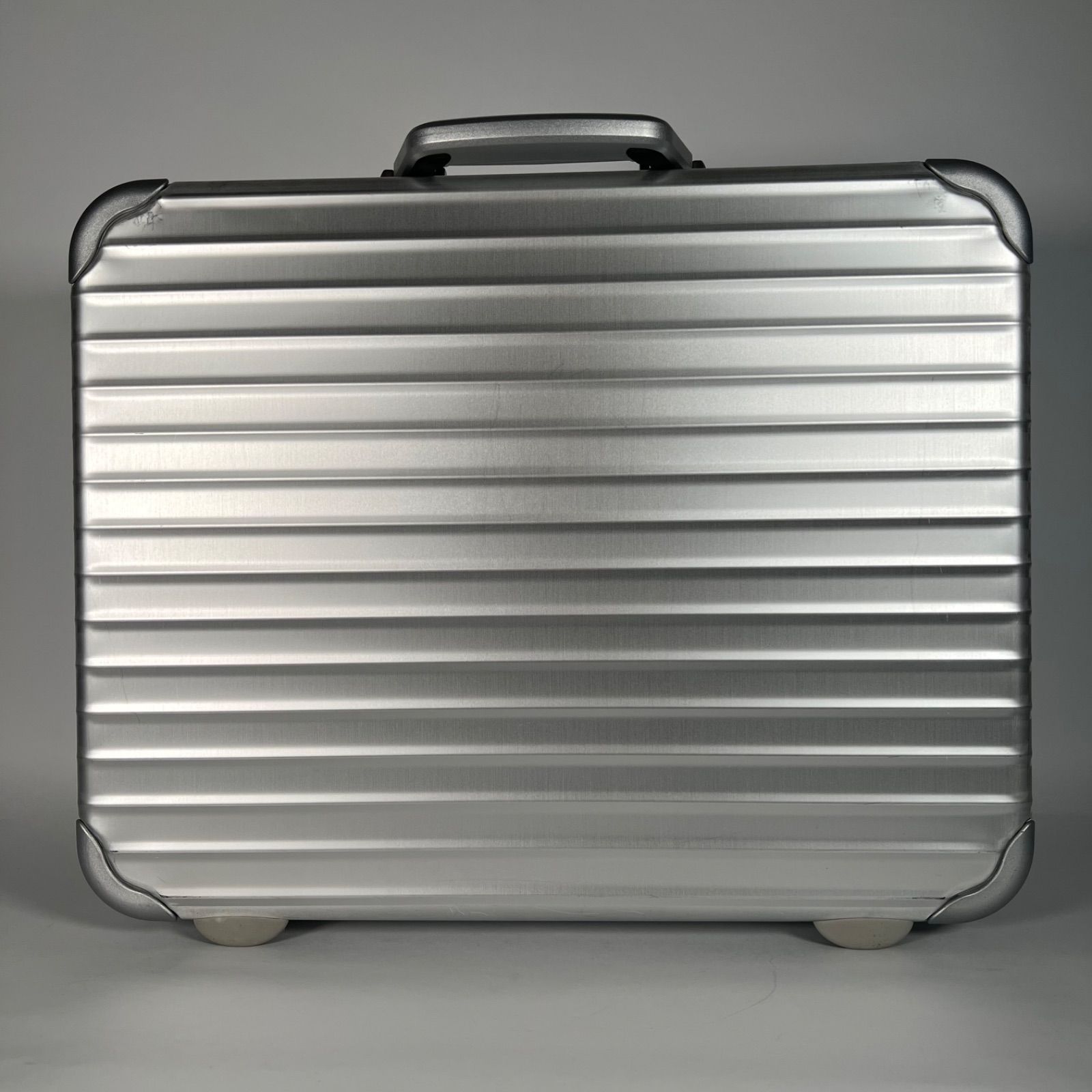 B-117 RIMOWA リモワ トパーズ アタッシュケース ビジネスバッグ 
