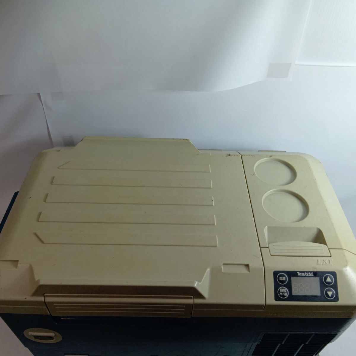 MAKITA マキタ ジャンク 保冷庫 CW180D ブルー 程度C 本体のみ