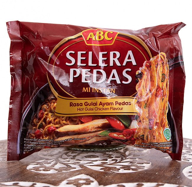 【送料無料・32個セット】SELERA PEDAS - グライアヤムプダス味ラーメン[ABC Rasa Gulai Ay