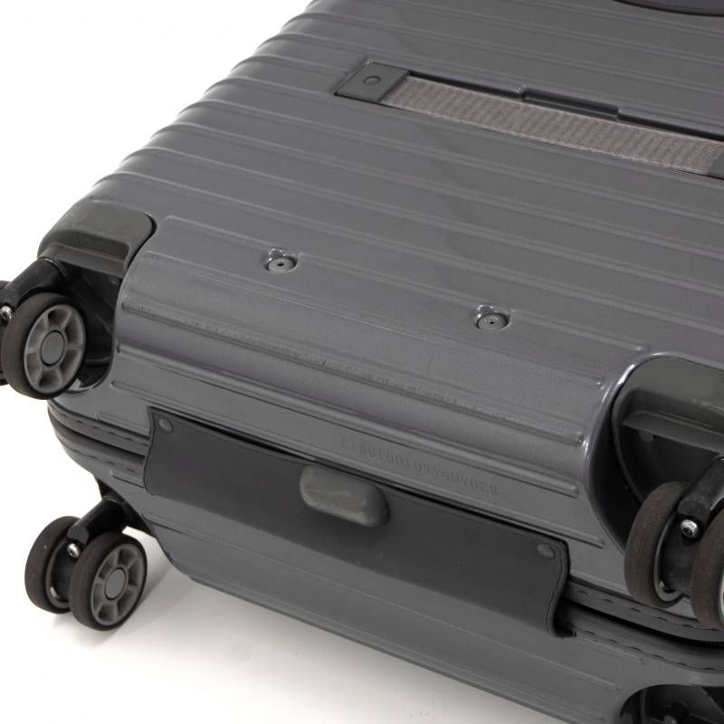 RIMOWAサルサビジネストロリー 機内持込み4輪TSAロック　27l グレー RIMOWA リモワ SALSA DELUXE サルサデラックス 27L 機内持ち込み 4輪