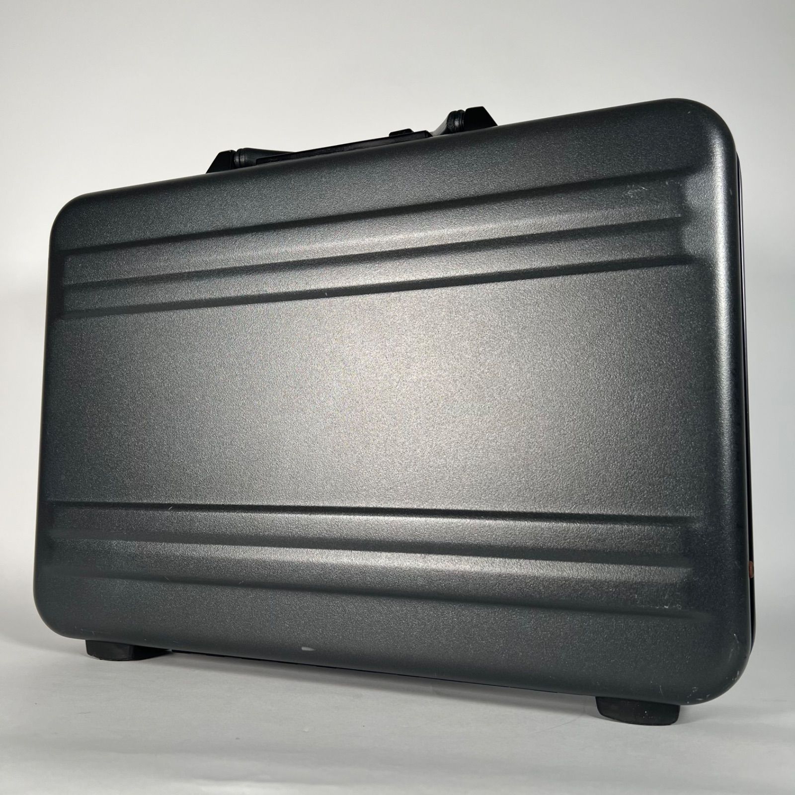 B-118 ZERO HALLIBURTON ゼロハリバートン アタッシュケース ビジネスバッグ ダイヤルロック マットブラック 416-1-260410 4-3