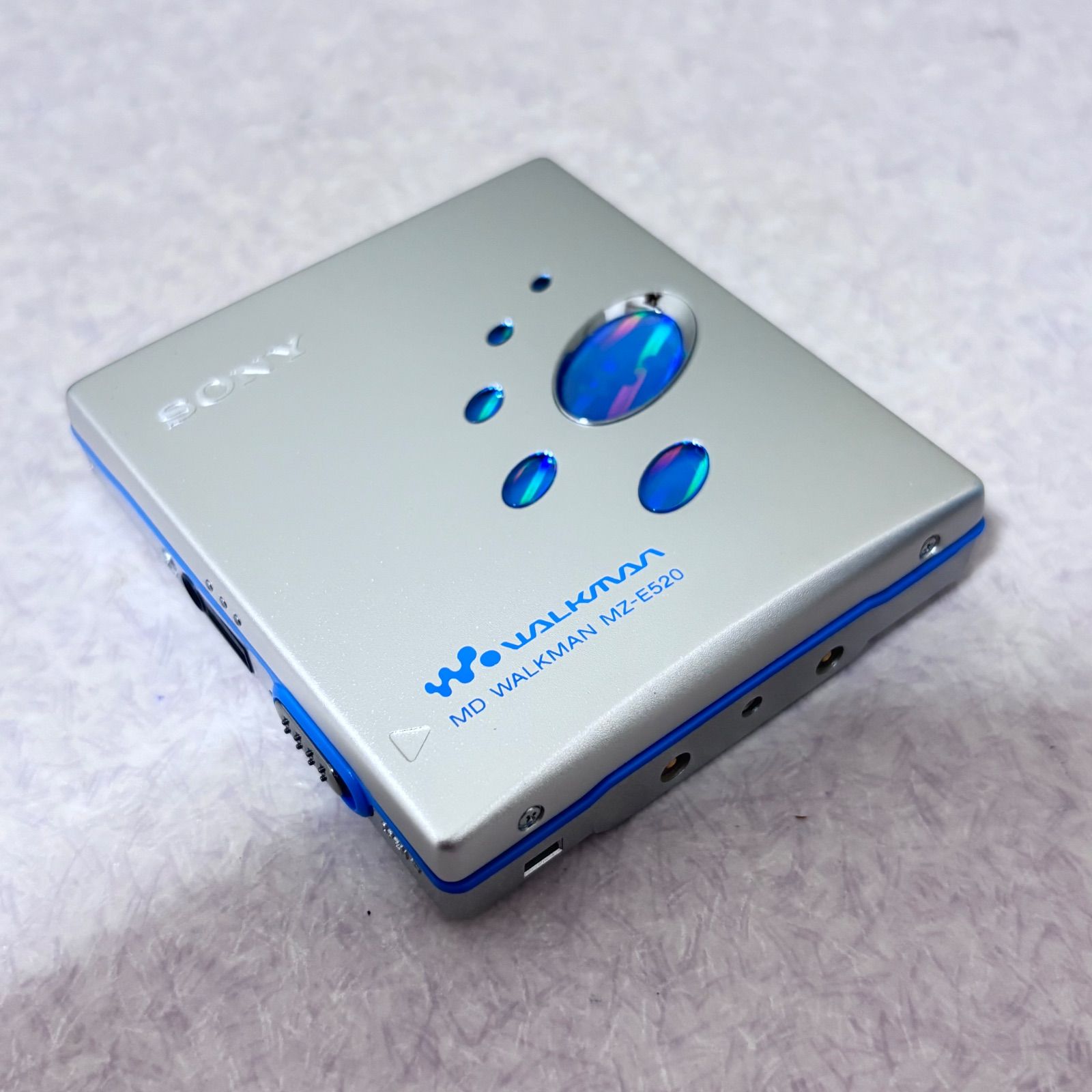 ■【外観美品】MZ-E520 MDウォークマン ソニー SONY ブルー