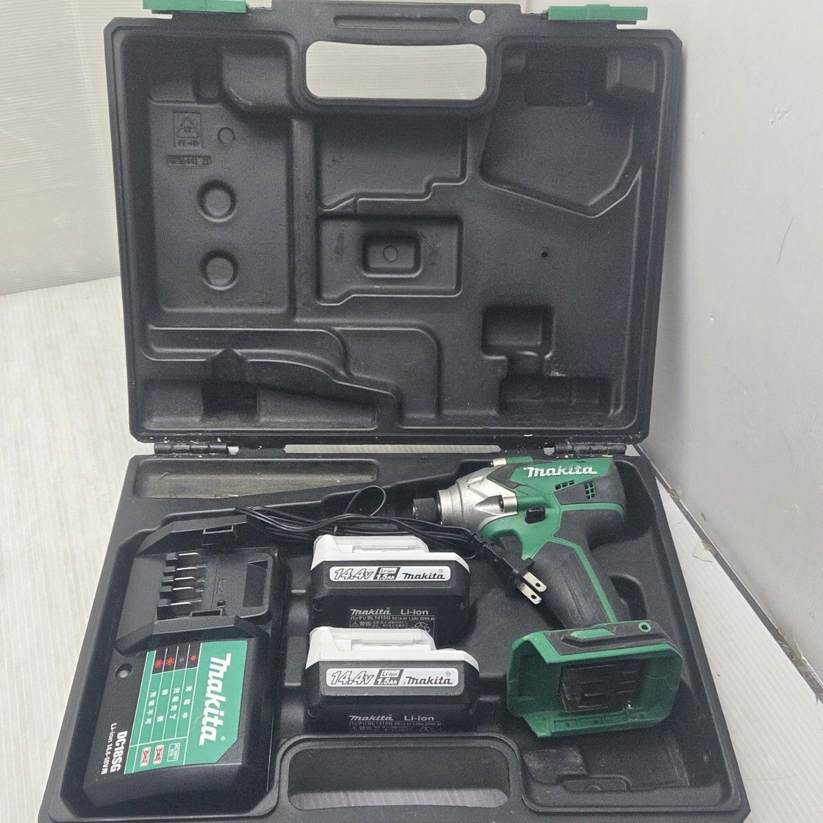 S04500 makita マキタ 充電式インパクトドライバ 充電器 バッテリー M697D 14.4V DC18SGUDIY 電動 工具