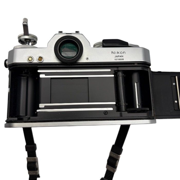 ジャンク品 Nikon ニコン Nikomat EL ニコマート EL 一眼レフ フィルム ジャンク品 Nikon ニコン Nikomat EL ニコマート EL 一眼レフ フィルム