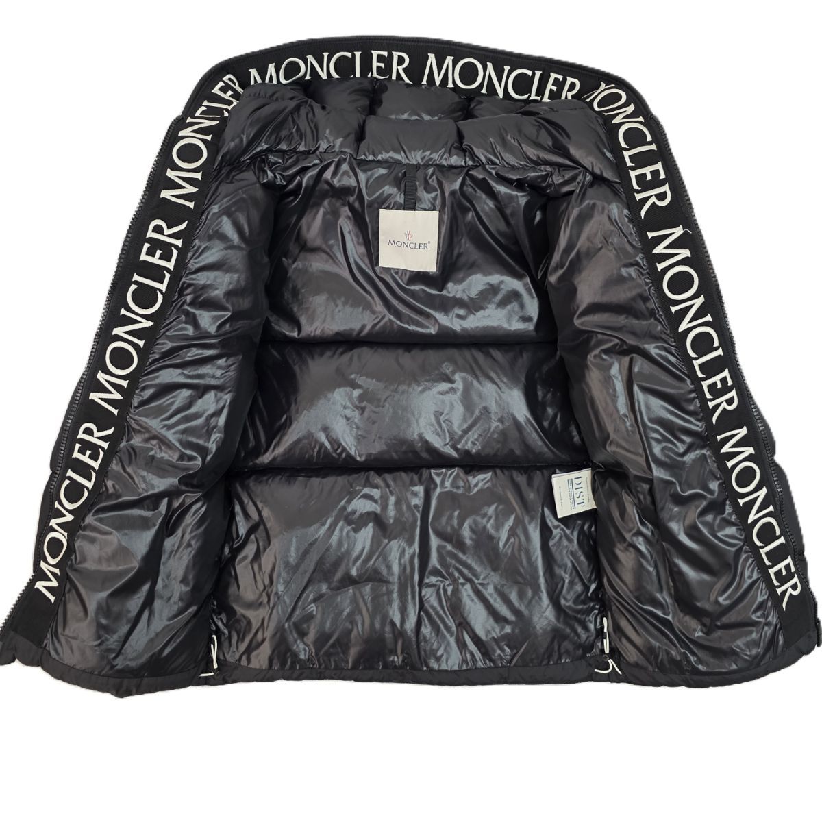 値下げ】定価35万 19年製 MONCLER モンクレール MONTCLA MONTCLA 