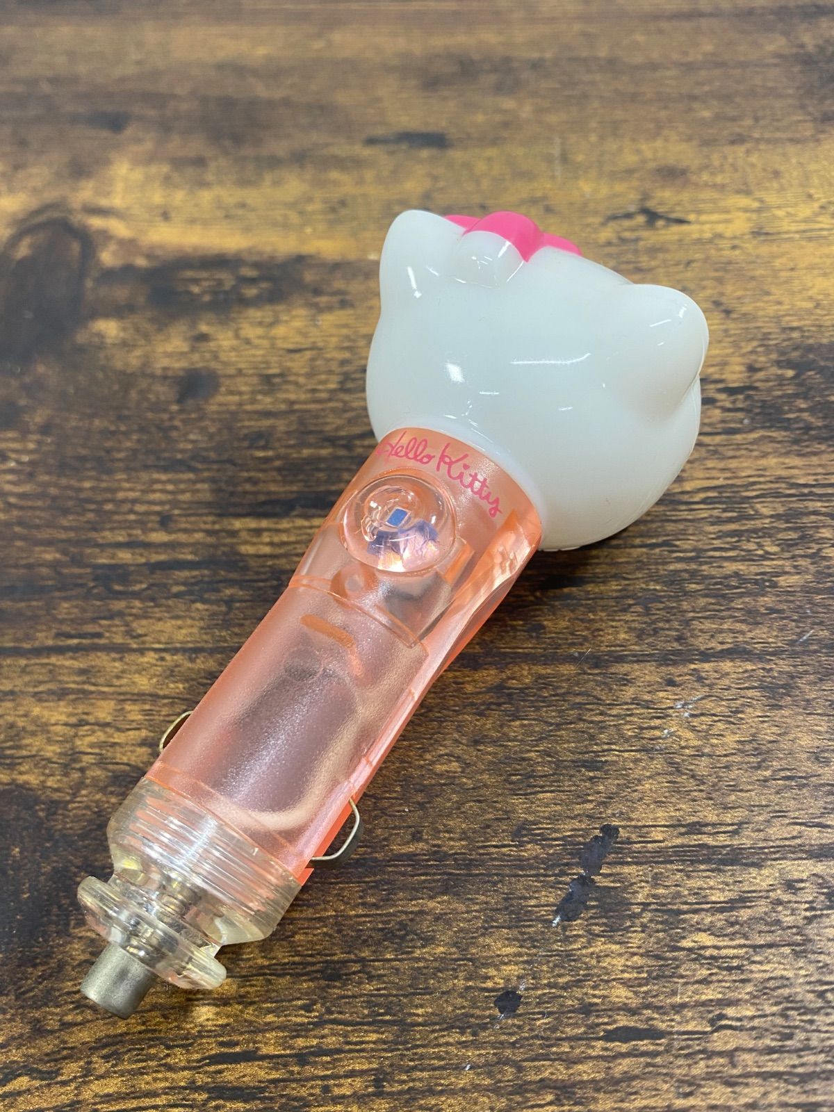 希少激レア】ハローキティ︎ シガーソケットライト 光るカー