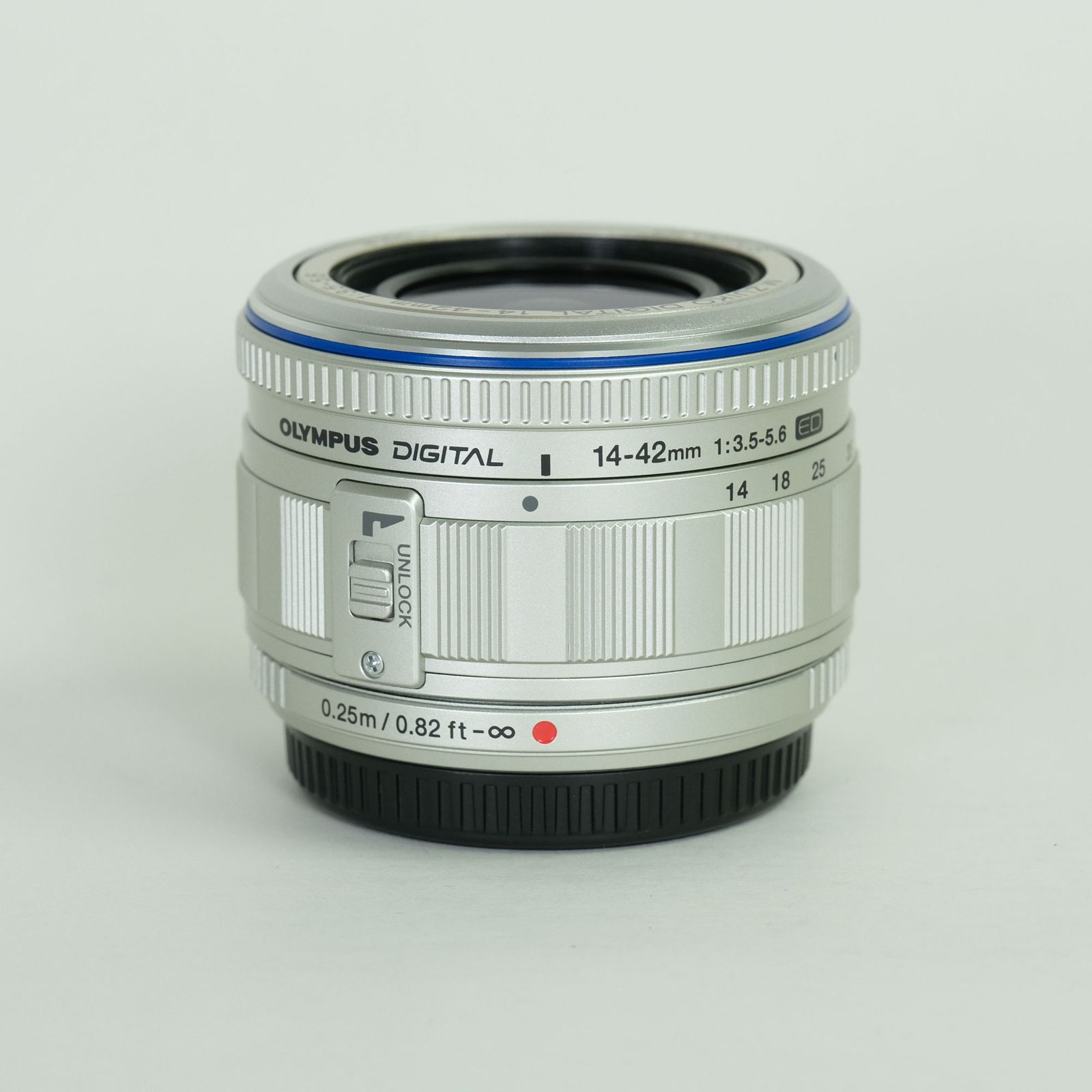 [美品] OLYMPUS M.ZUIKO DIGITAL ED 14-42mm F3.5-5.6 シルバー | マイクロフォーサーズマウント