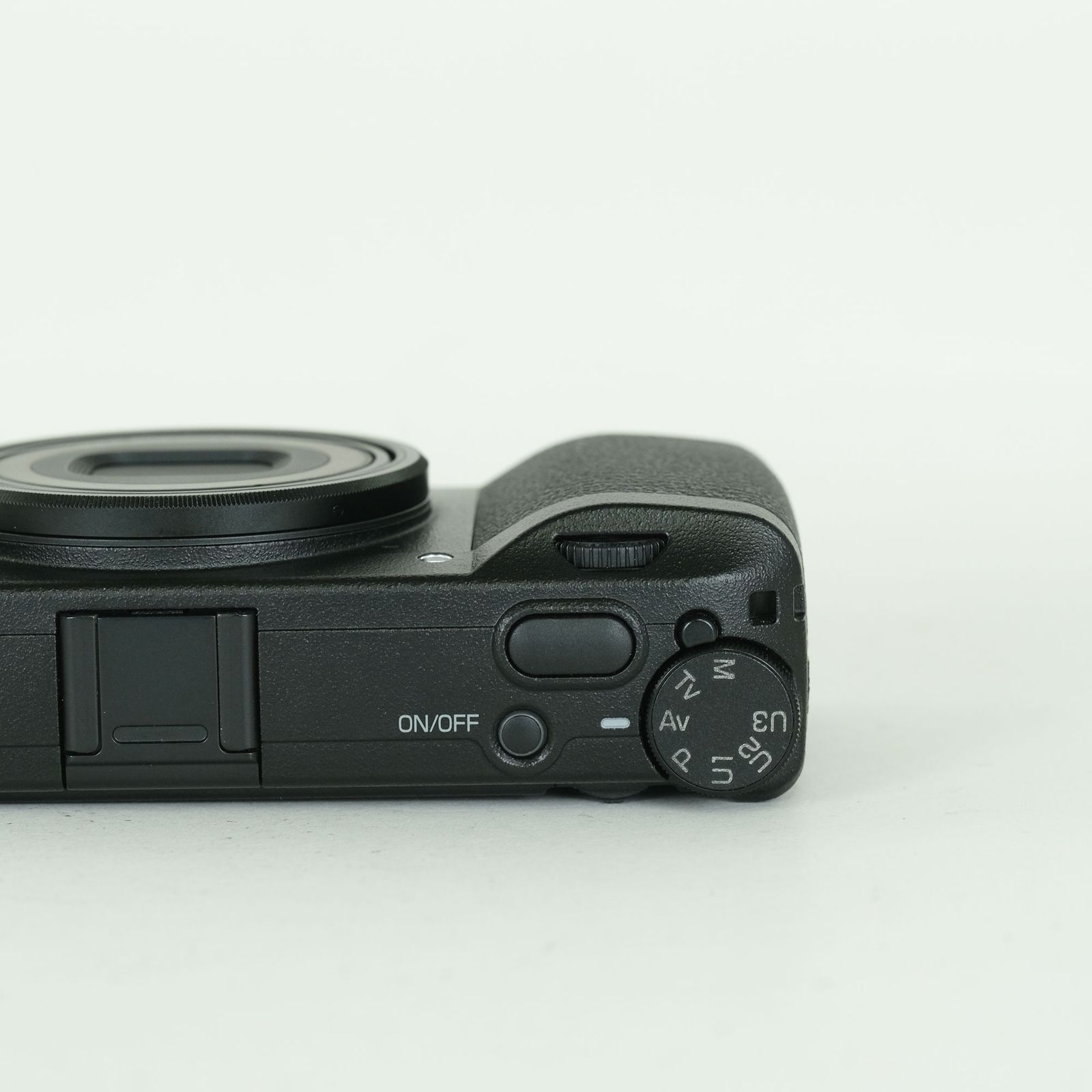 美品 | シャッター数1,464回] RICOH GR III | コンパクトデジタル
