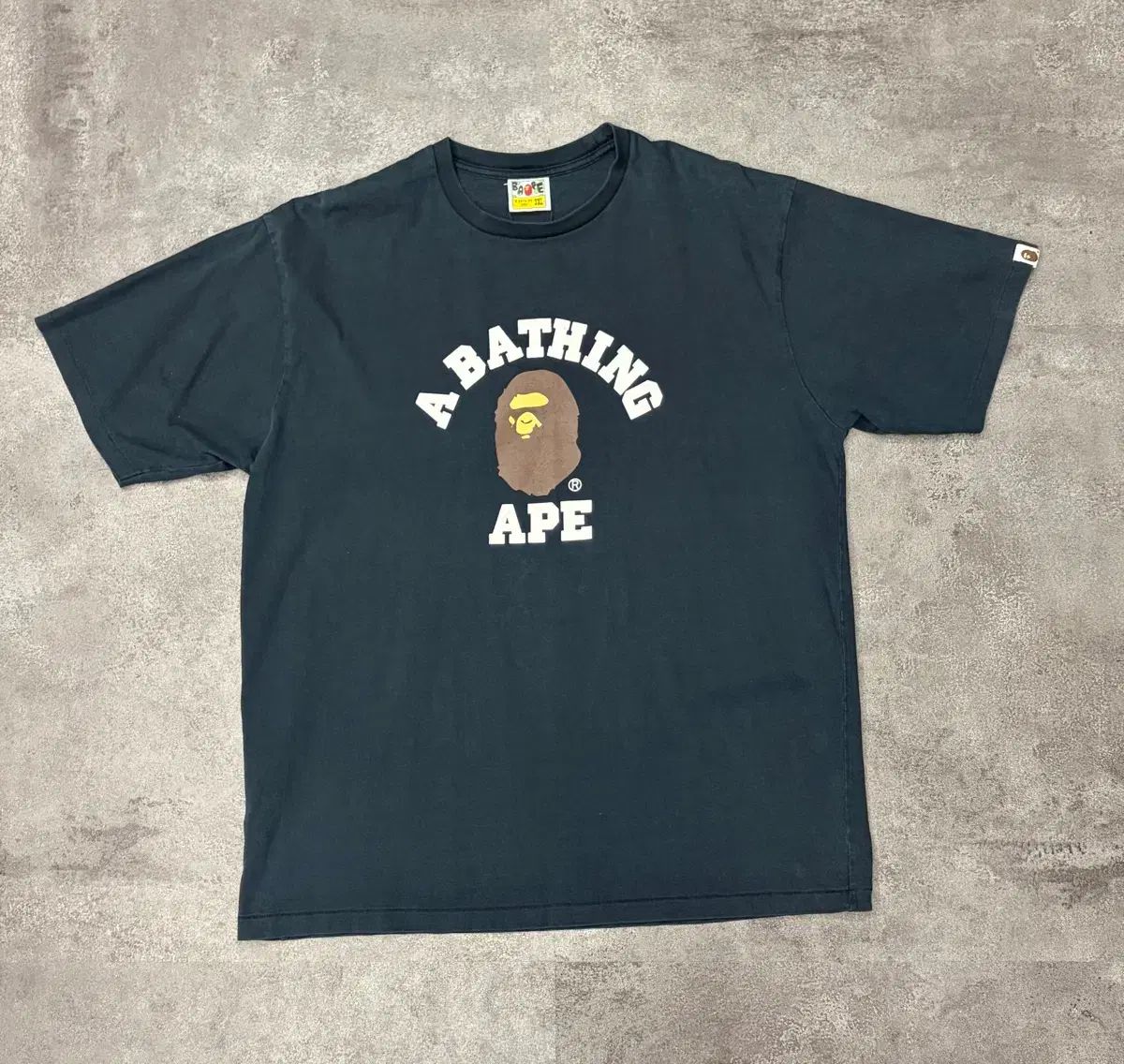 A BATHING APE アベイシングエイプ 半袖 Tシャツ ブラック