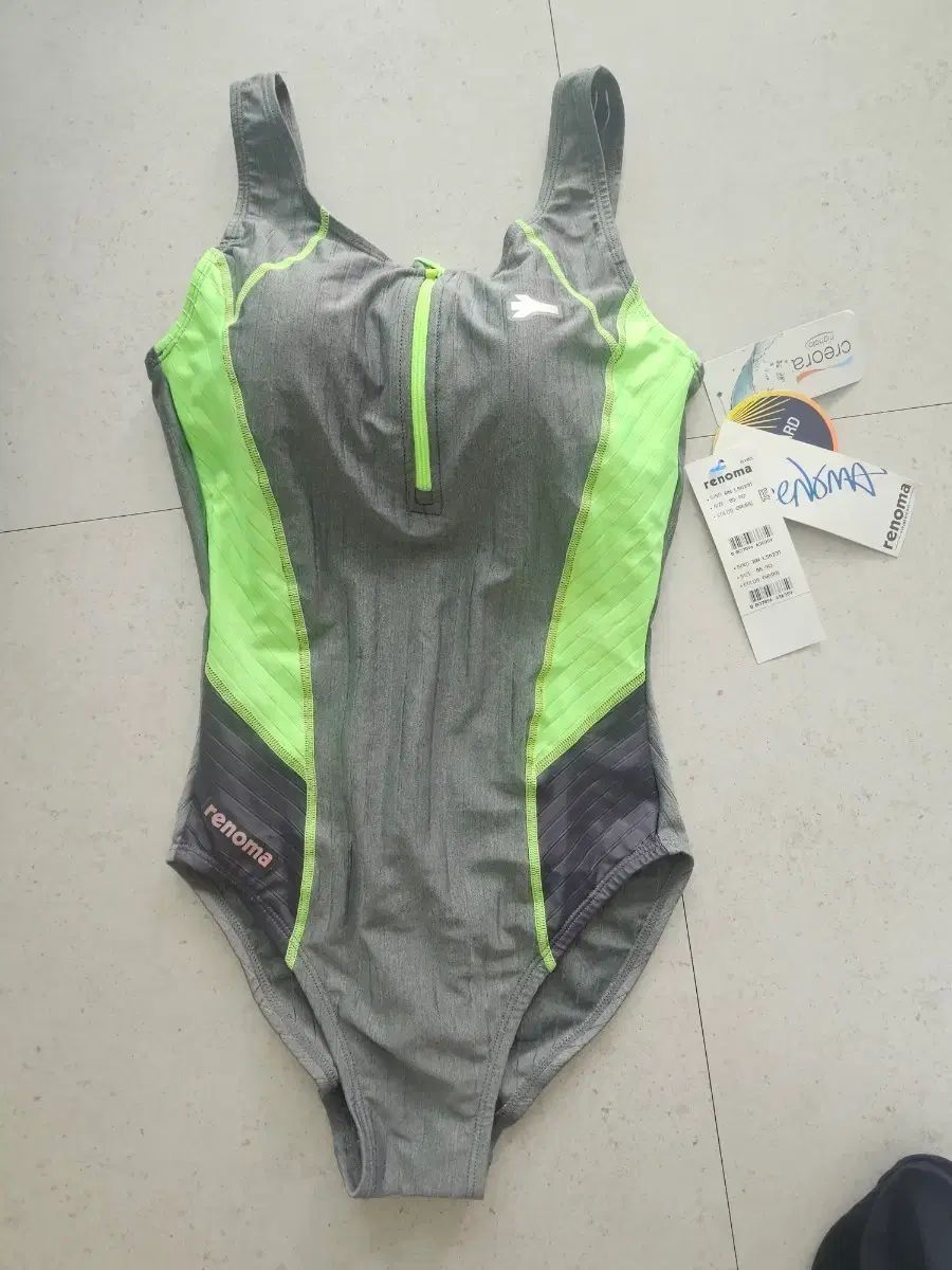 レノマ レディース 水着