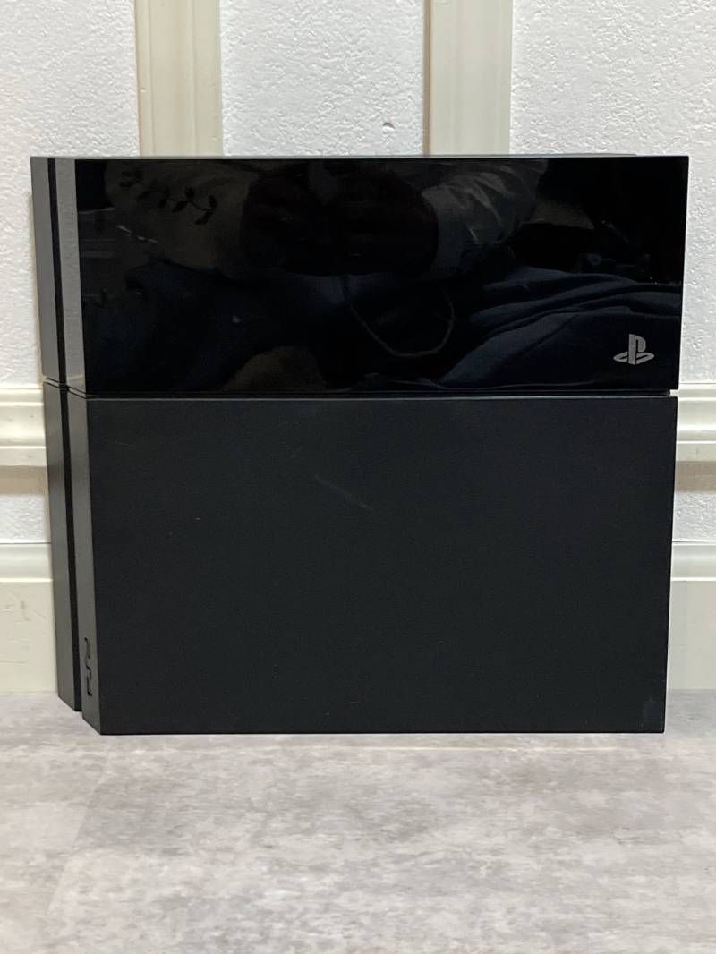 SONY PlayStation4 PS4 CUH-1000A ブラック 初期化済み 10,650円