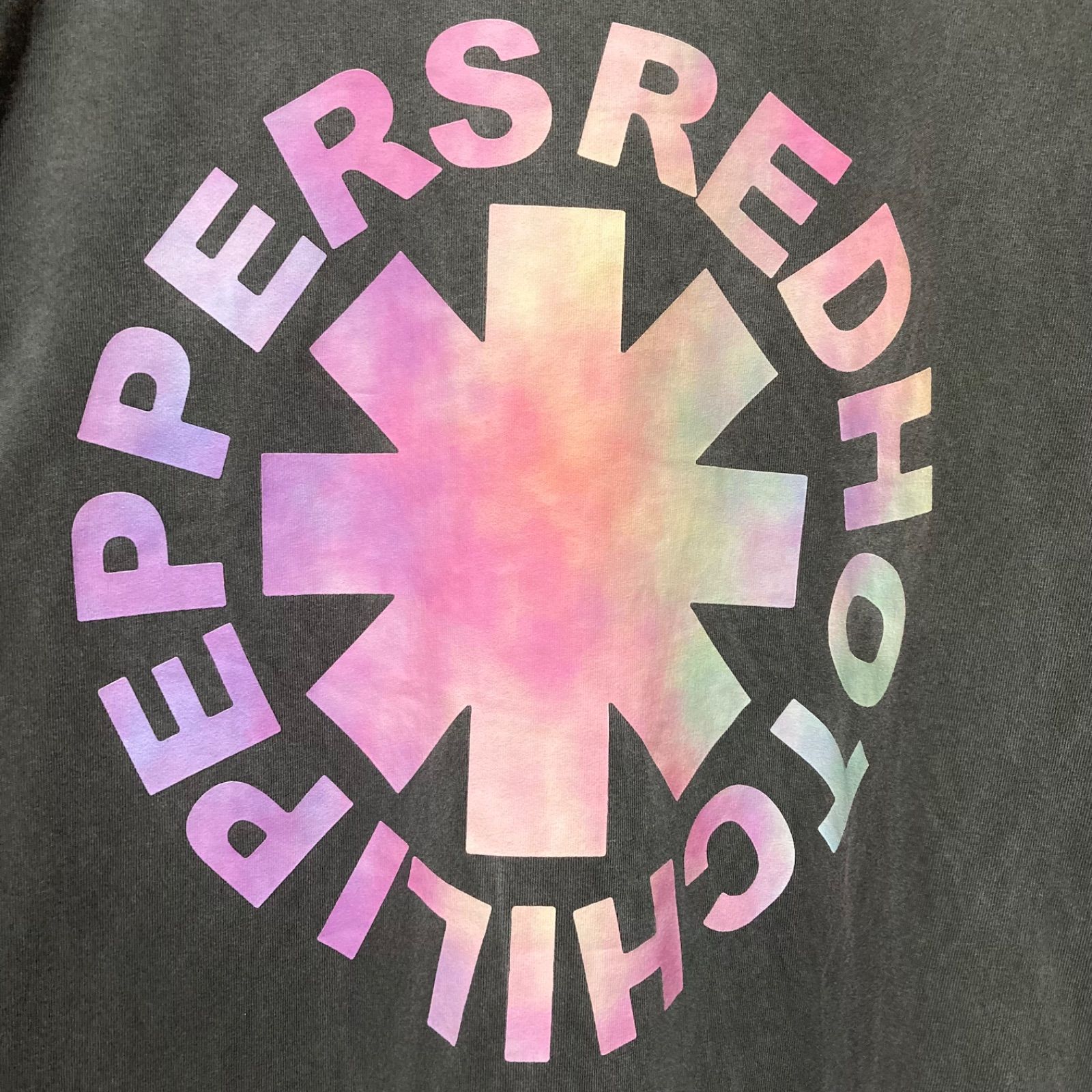 RED HOT CHILI PEPPERS Tシャツ 2024 ツアー L - メルカリ