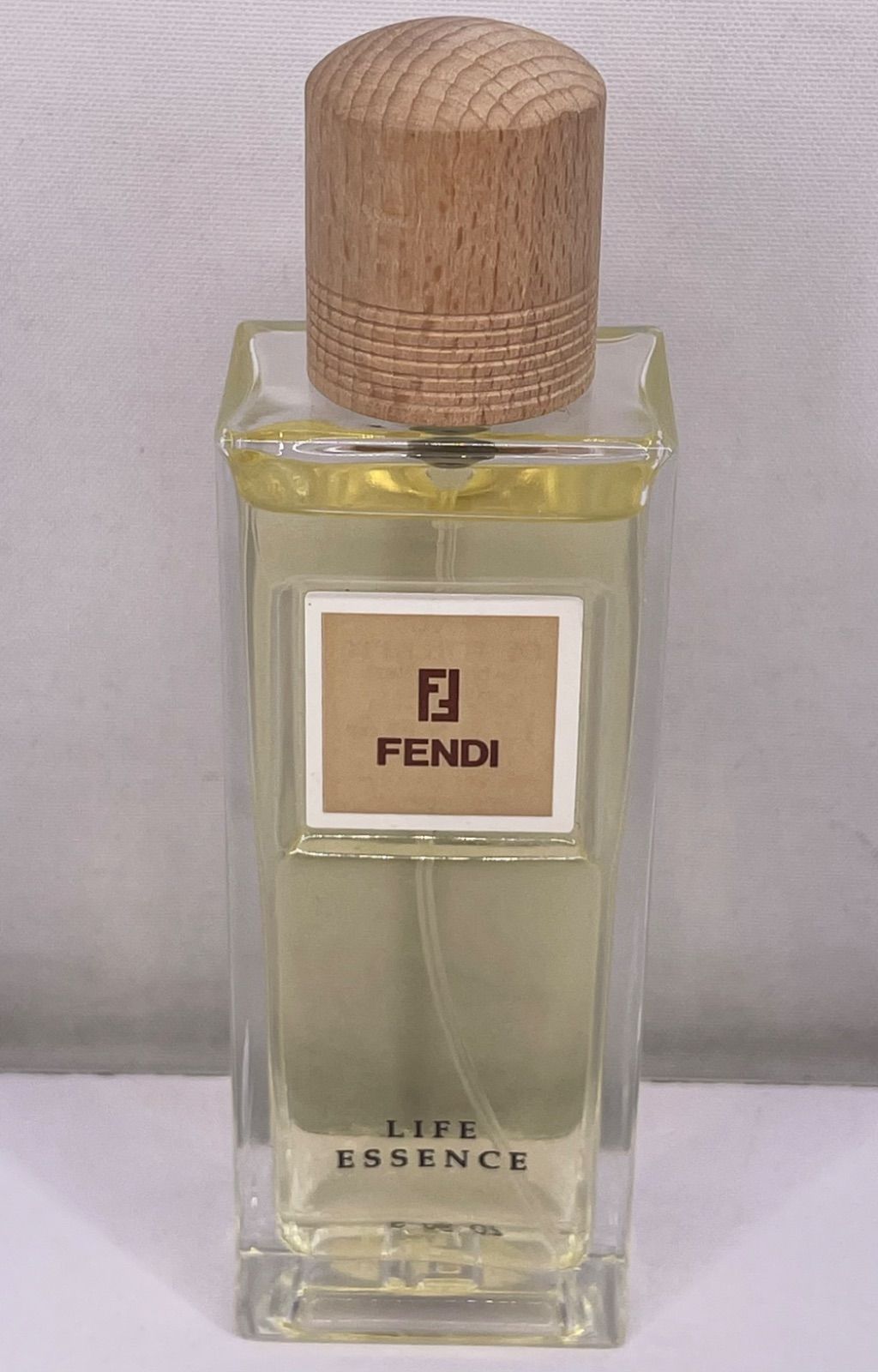 フェンディ ライフエッセンス オーデトワレ スプレー 50ml 香水 - メルカリ