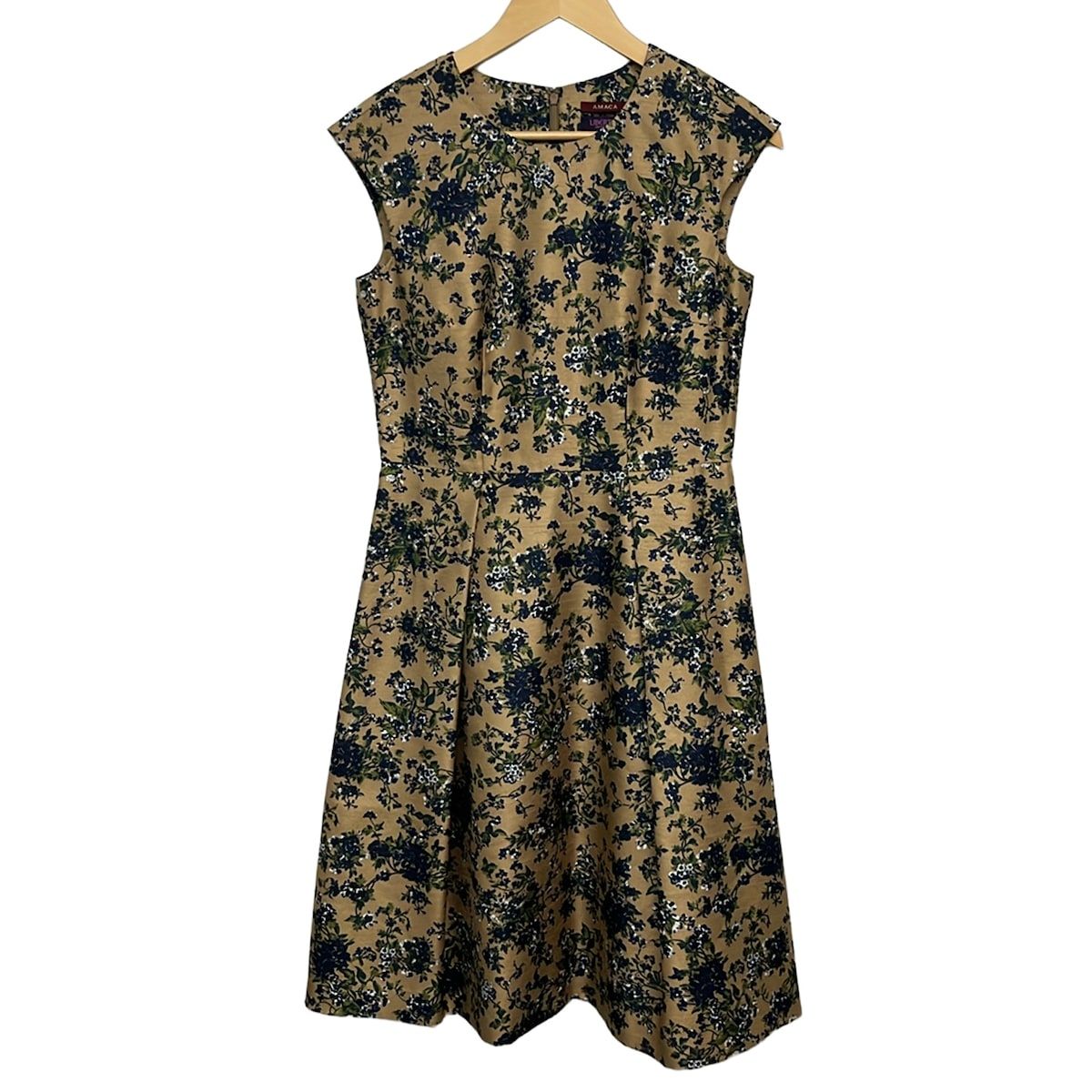 AMACA(アマカ) ワンピース サイズ38 M レディース美品 ベージュ×ネイビー×マルチ 半袖/ひざ丈/LIBERTYコラボ/花柄 8,470円
