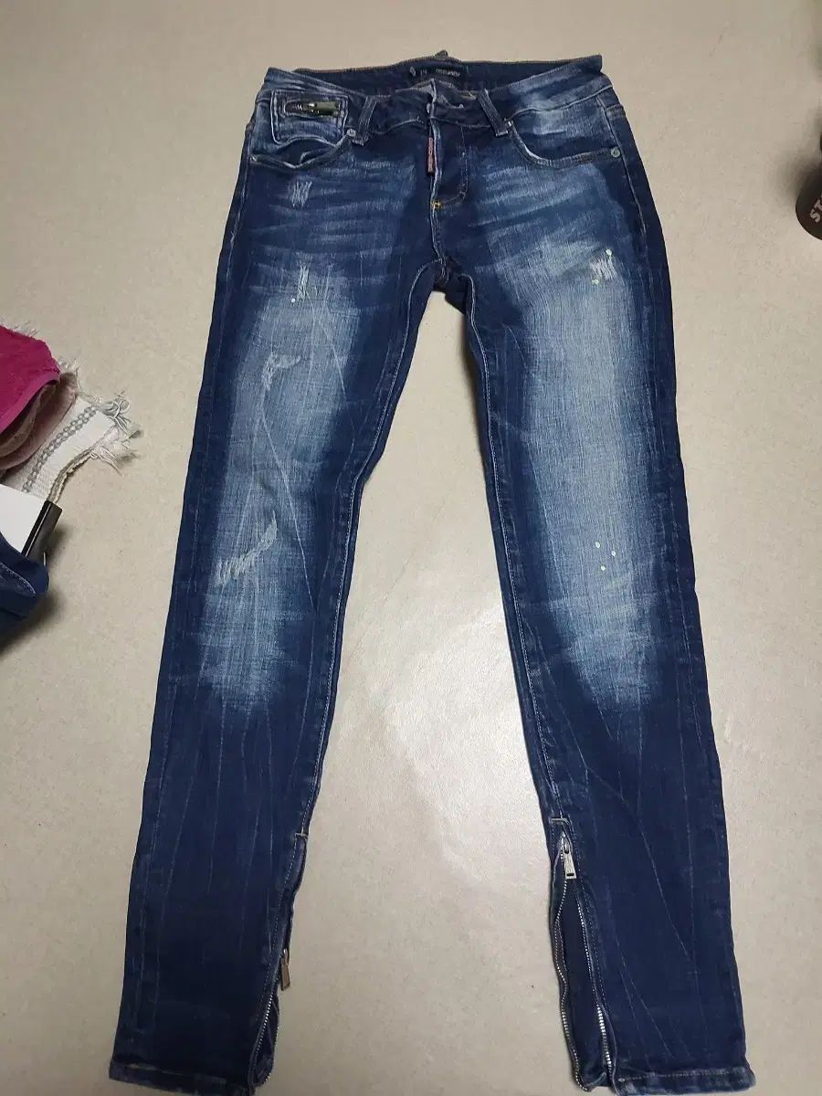 DSQUARED2 ディースクエアード2 4着