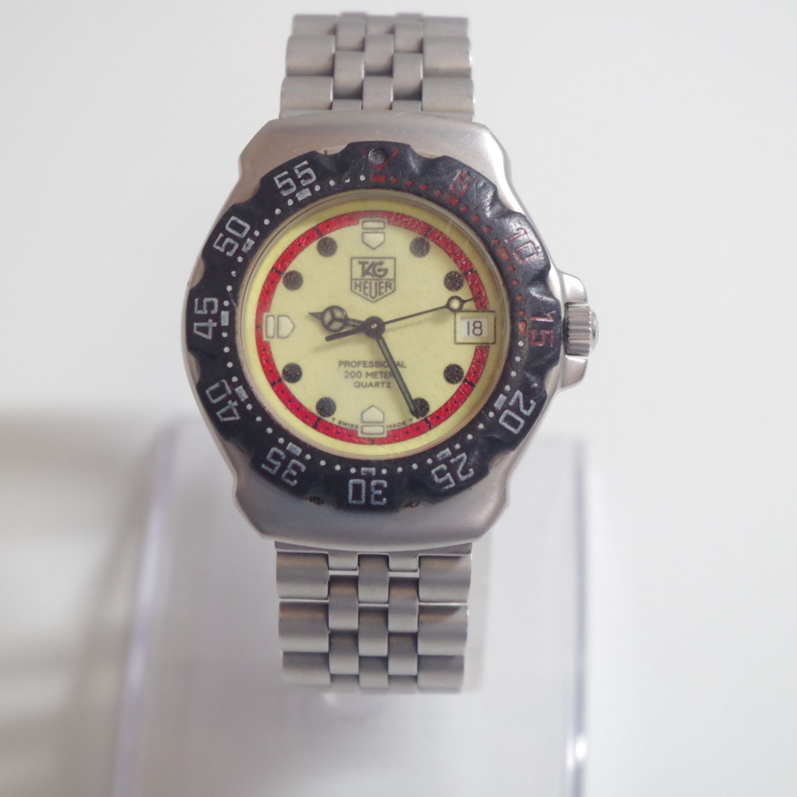 A6477 TAG Heuer プロフェッショナル 200m WA1211